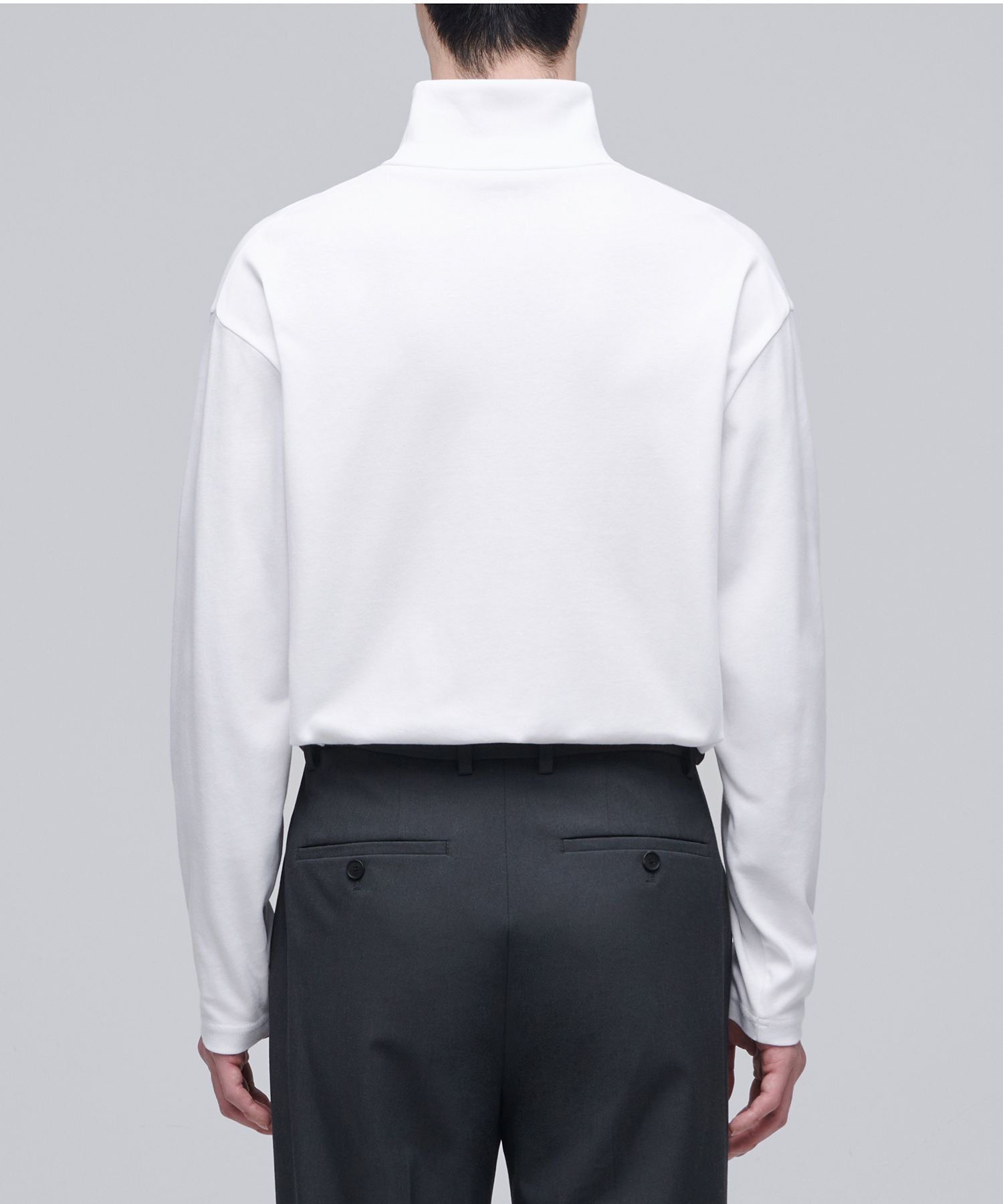 Tシャツ・カットソー *MUSINSA STANDARD* Relaxed turtleneck long sleeve t-shirt wh MUSINSA | MUSINSA STANDARD Relaxed Turtleneck Long Sleeve T