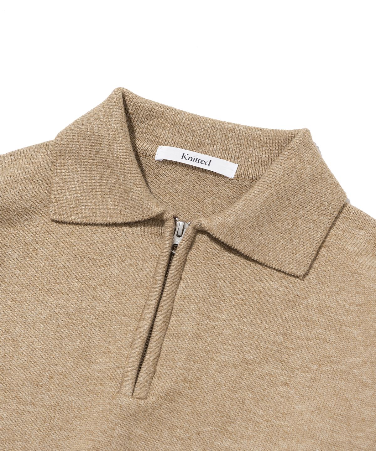 니티드(KNITTED) 비스코스 워셔블 하프 집업 니트 BEIGE