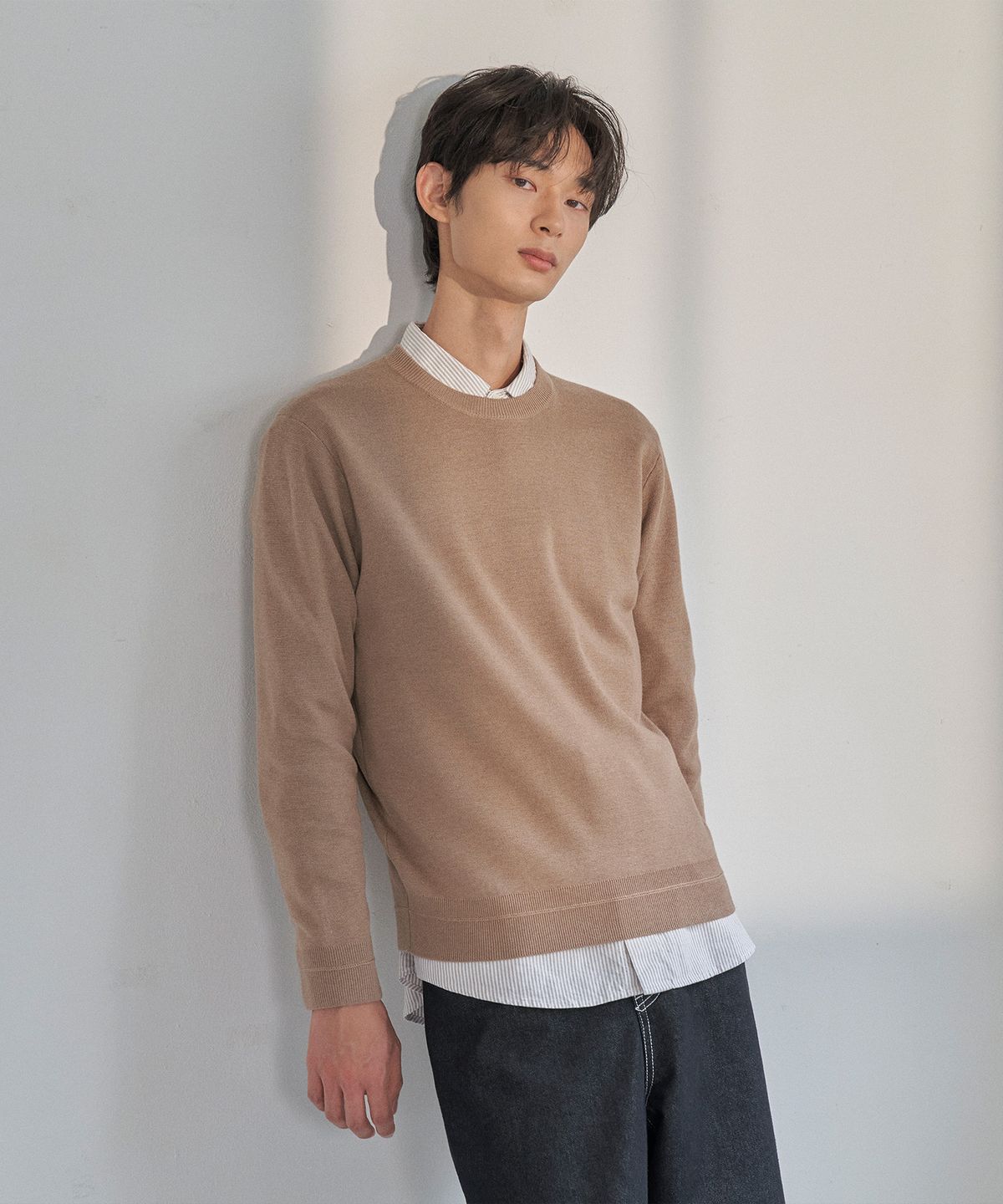 베이직하우스(BASIC HOUSE) UNI 데일리 라운드넥 니트 베이지 LWKT7101