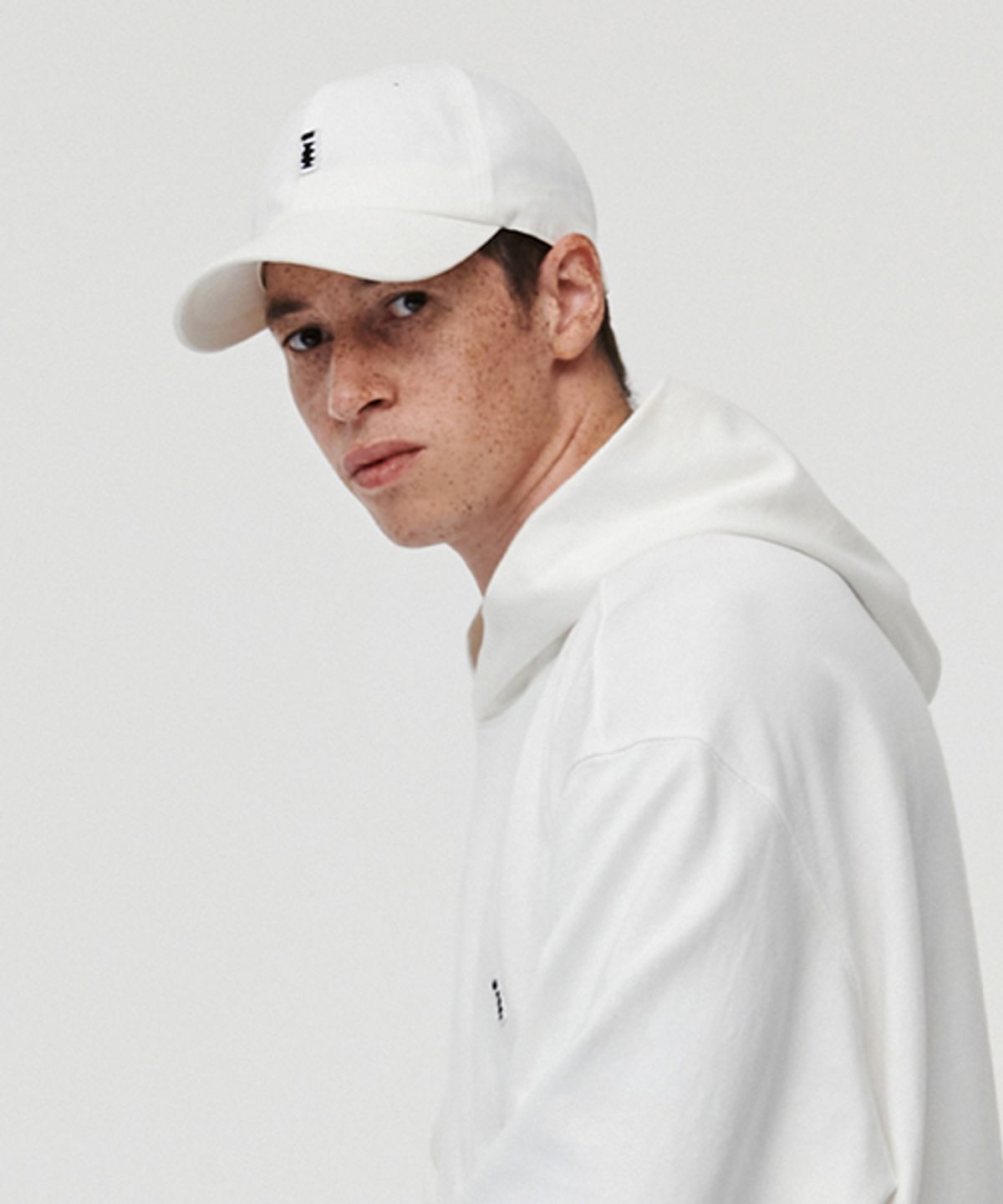 에러스익셉티드(ERRORS EXCEPTED) B004 로고 볼캡 (White)
