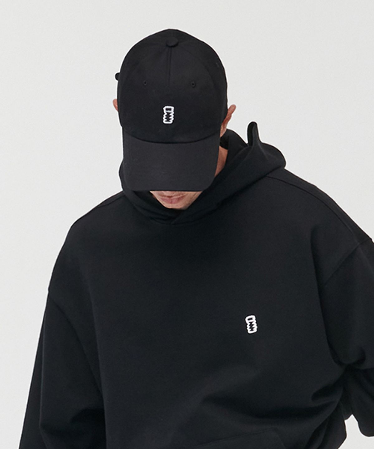 에러스익셉티드(ERRORS EXCEPTED) B003 로고 볼캡 (Black)