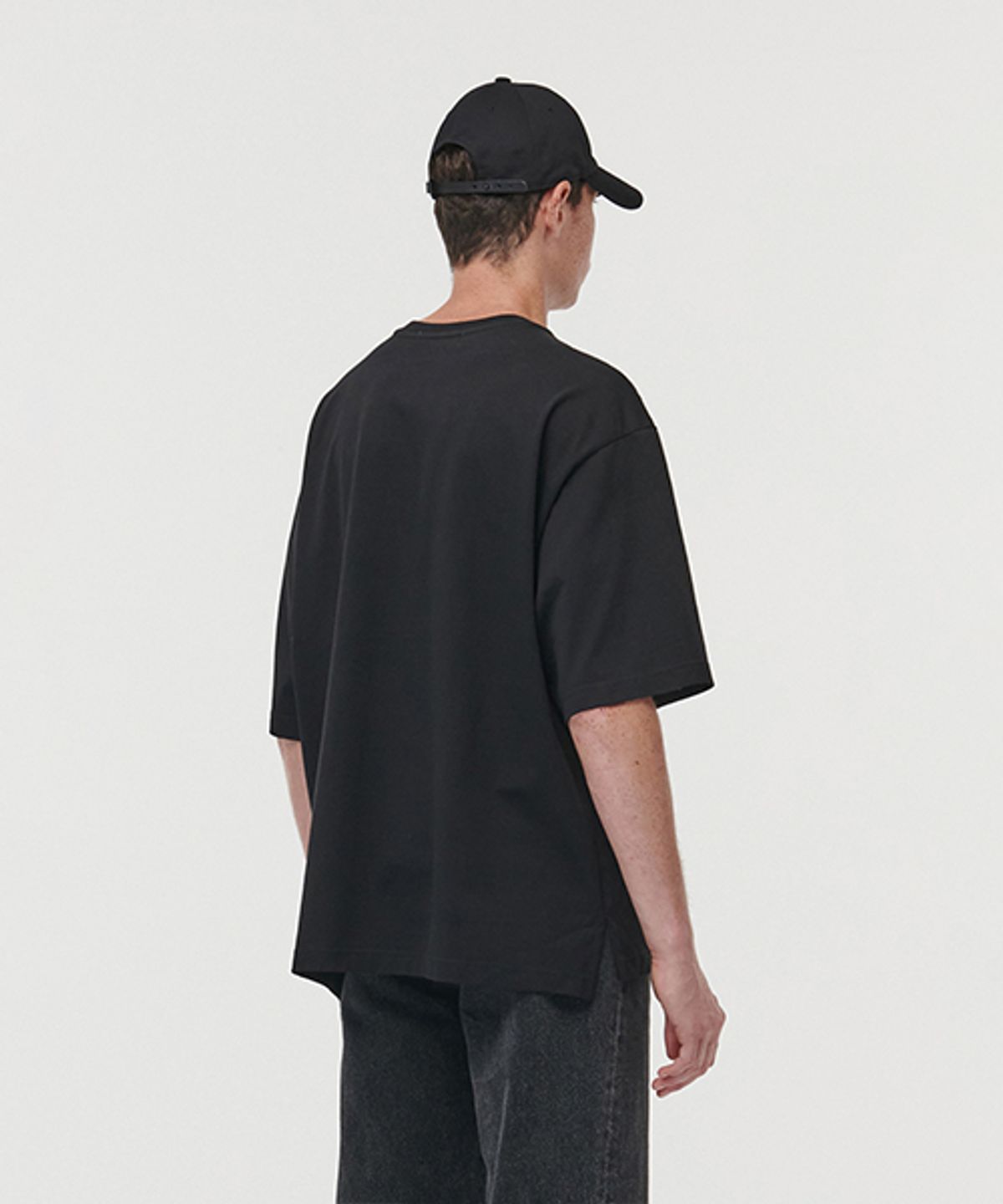 에러스익셉티드(ERRORS EXCEPTED) SS001 로고 반팔티 (Black)