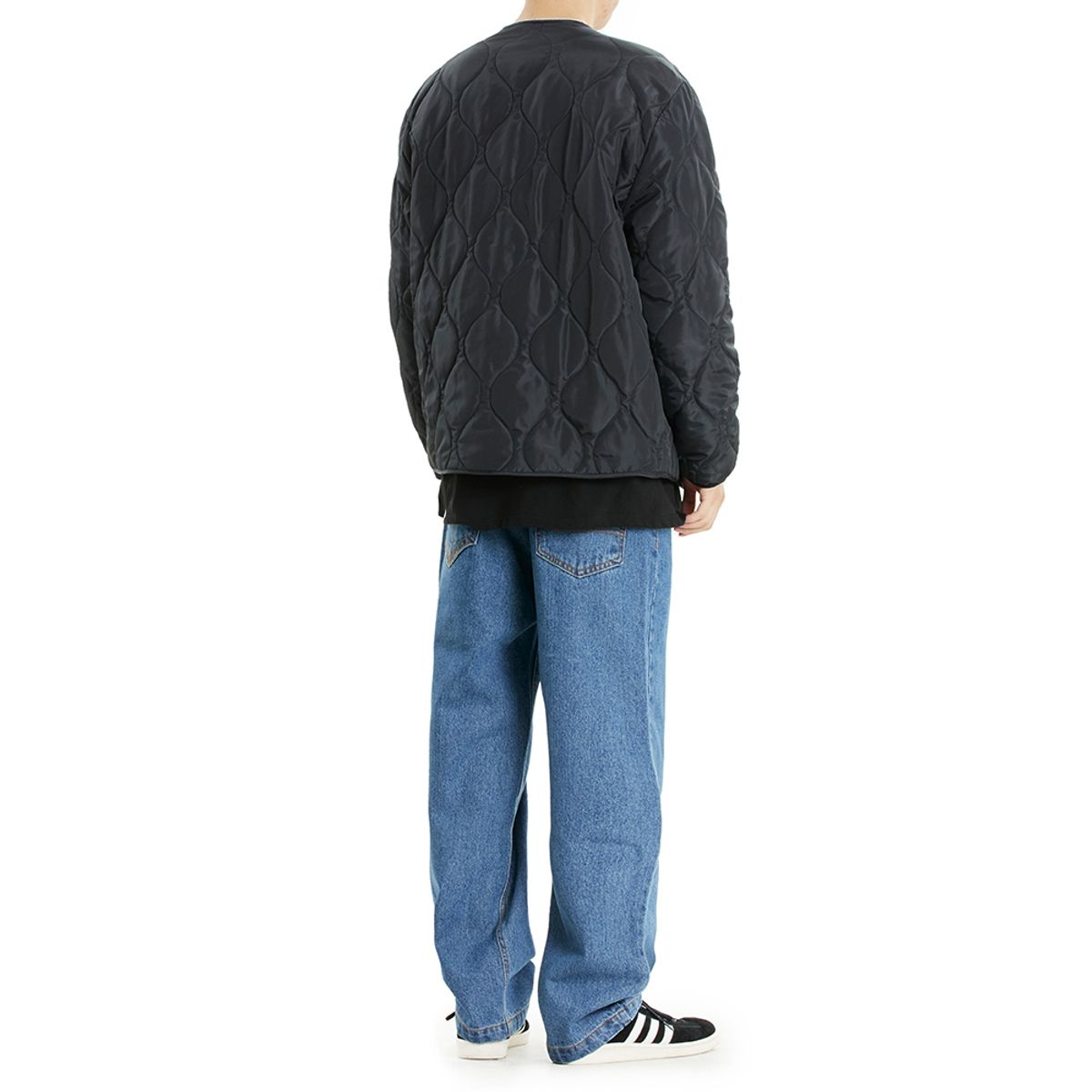 마하그리드(MAHAGRID) BASIC LOGO QUILTED JACKET BLACK(MG2CWMB907A)