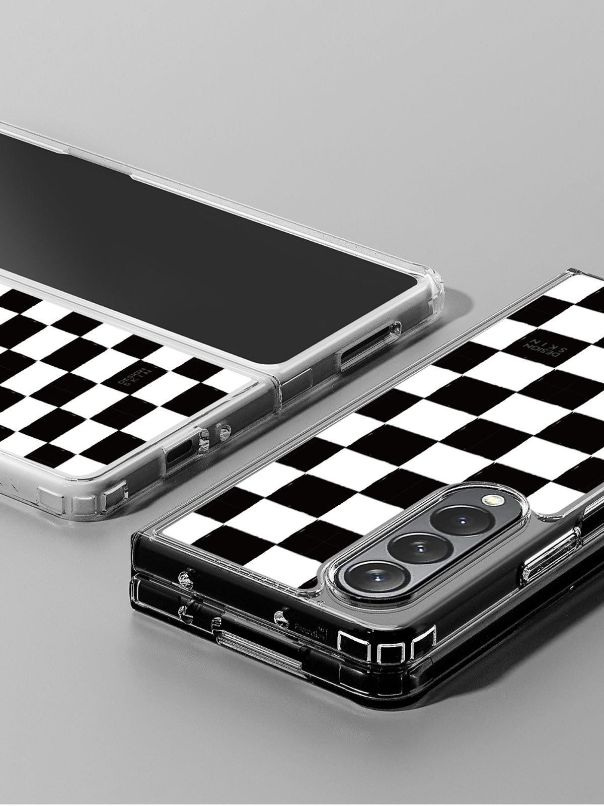 디자인스킨(DESIGNSKIN) 갤럭시Z폴드4 피닉스 프로 그래픽 케이스 - 체커보드/블랙