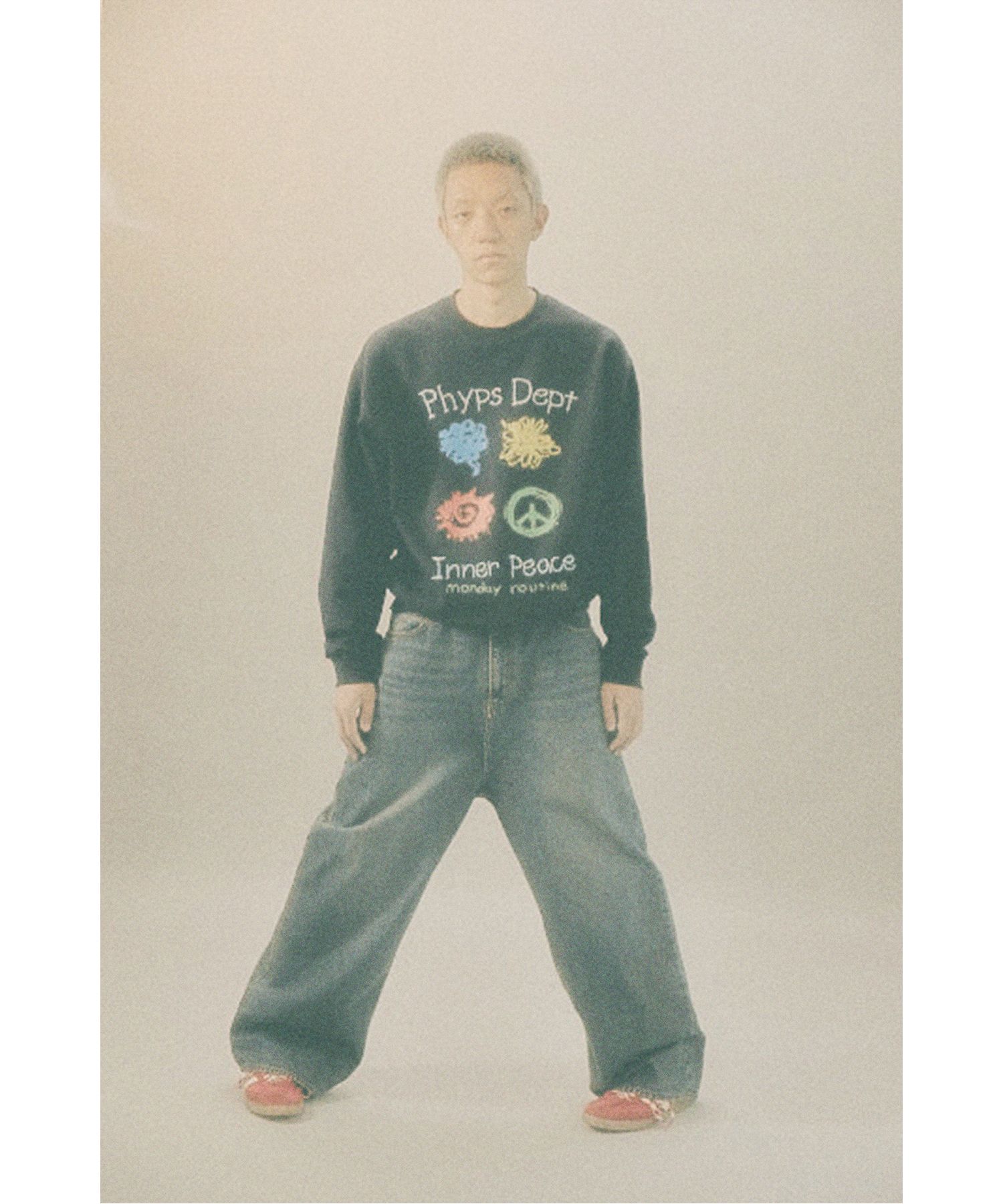 MUSINSA | PHYPS CRAYON EMOJI CREWNECK_IVORY