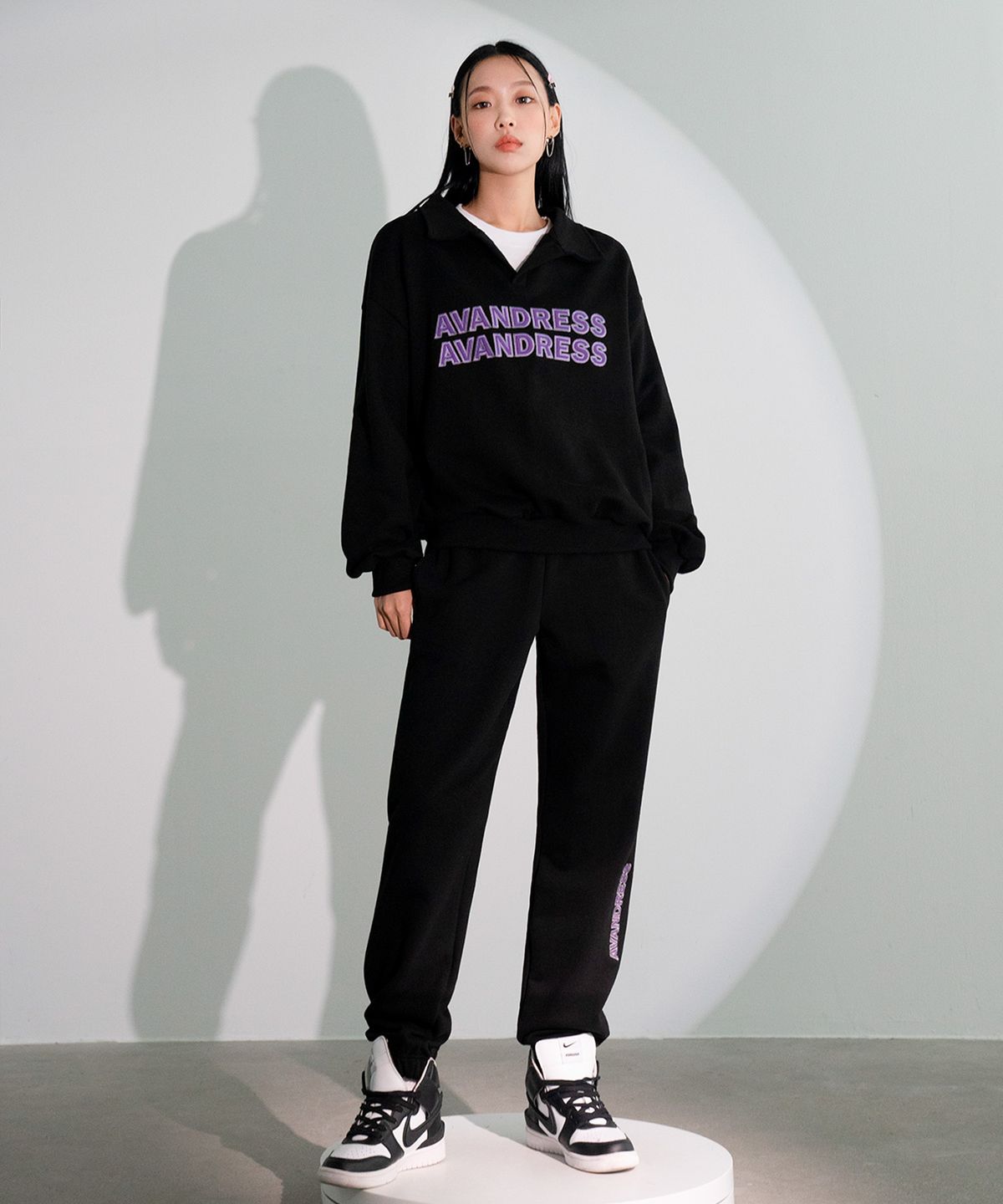 어반드레스(AVANDRESS) VIVID APPLIQUE JOGGER PANTS - 5COL