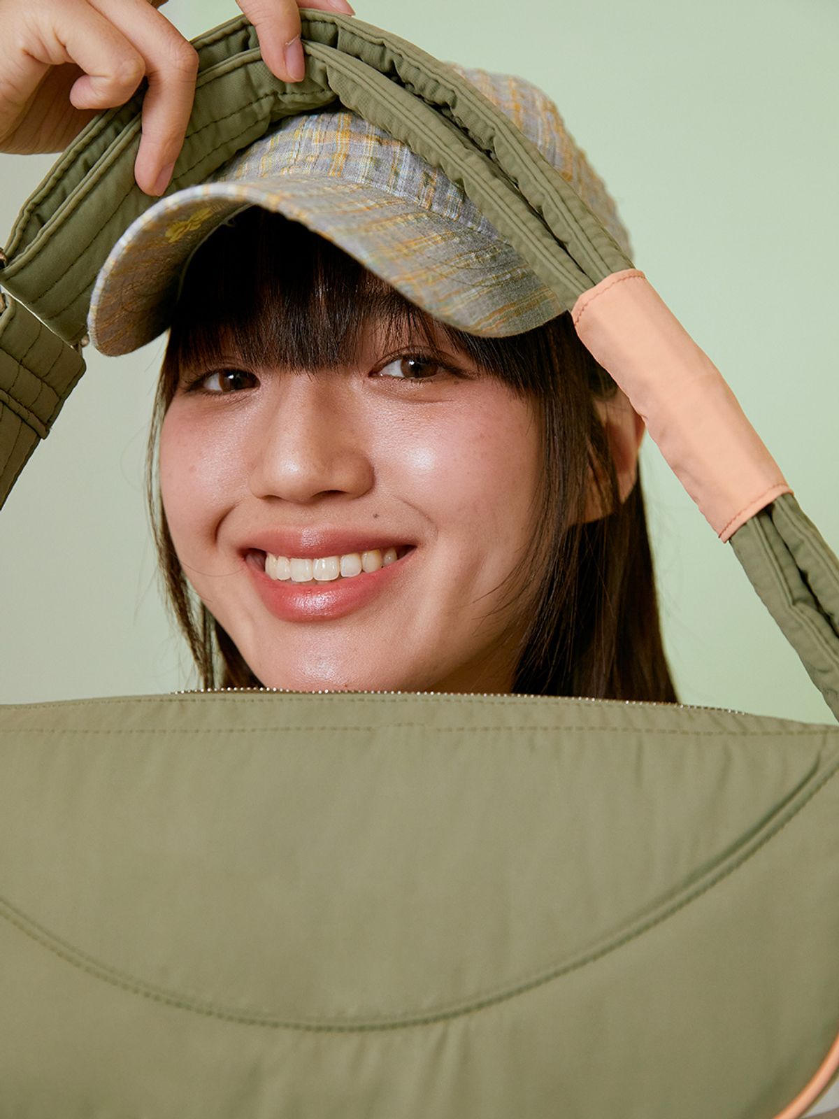 무음(MUWM) 왈루백 Walru Bag (Moss Green/Coral)