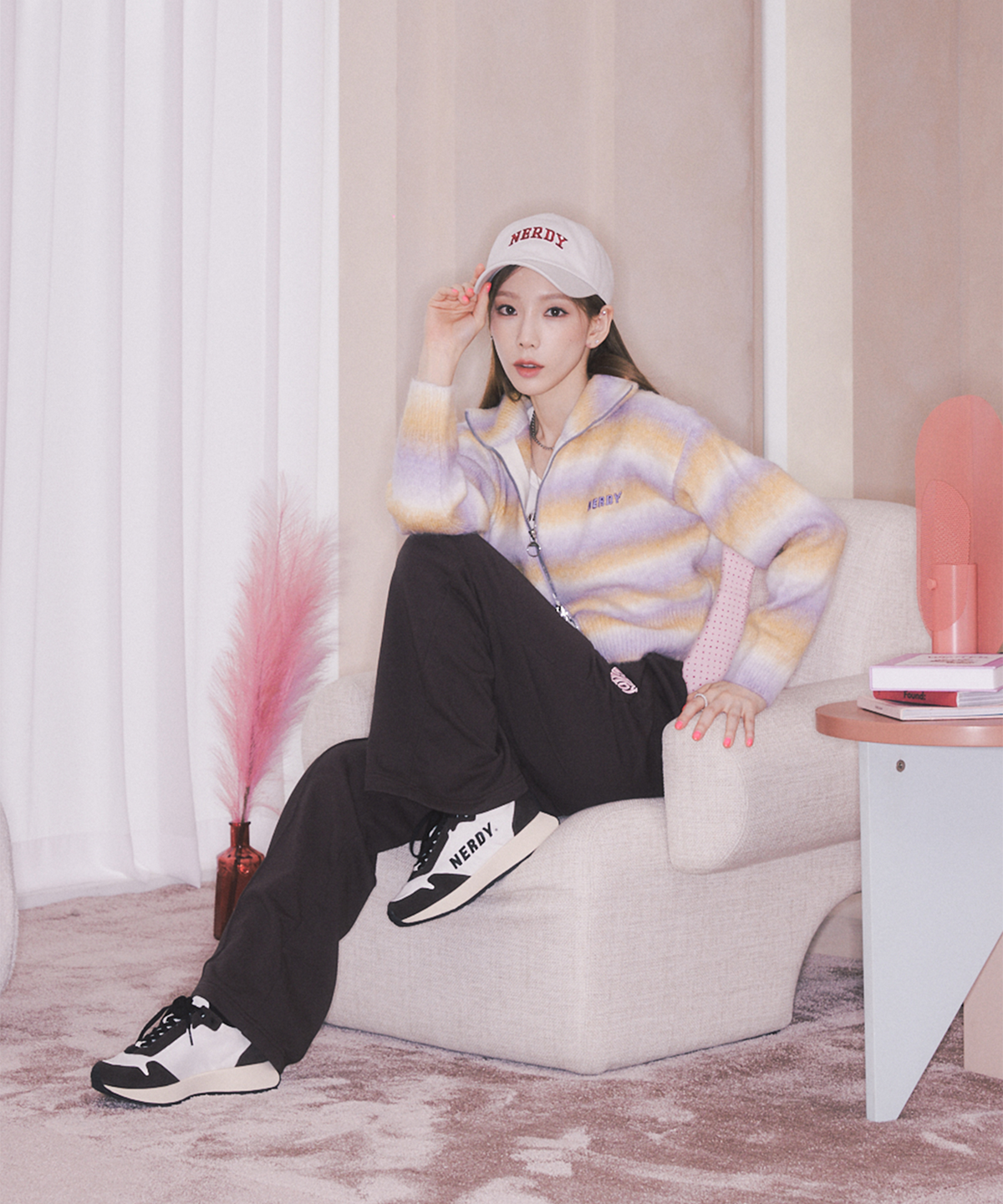 엔디와이(NDY) 롤리팝 크롭 가디건 핑크