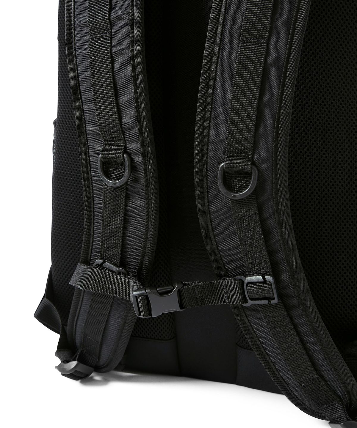 디스이즈네버댓(THISISNEVERTHAT) Arch-Logo Backpack 26 Black