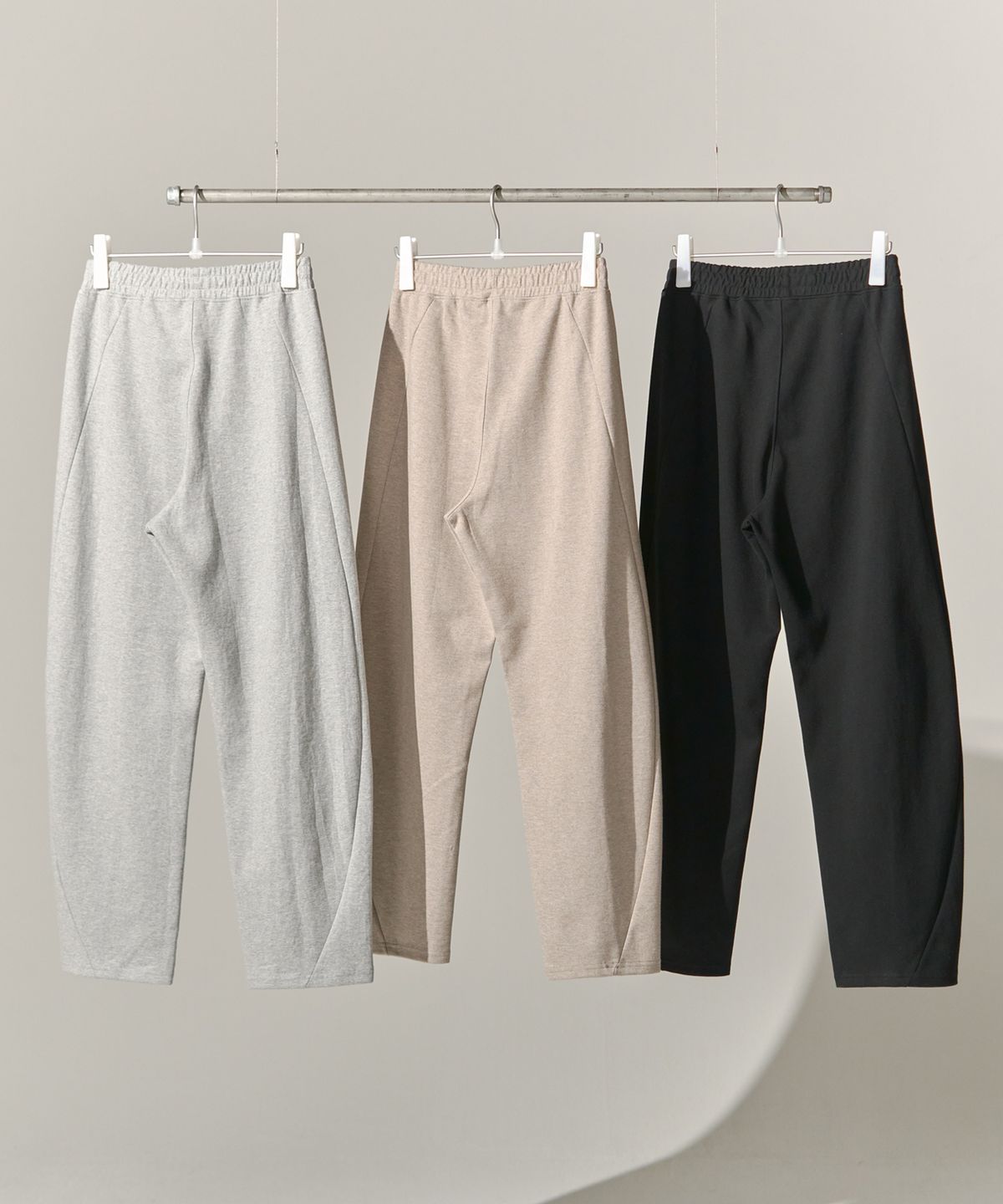 제로(XERO) Curved Sweat Pants [3 Colors]