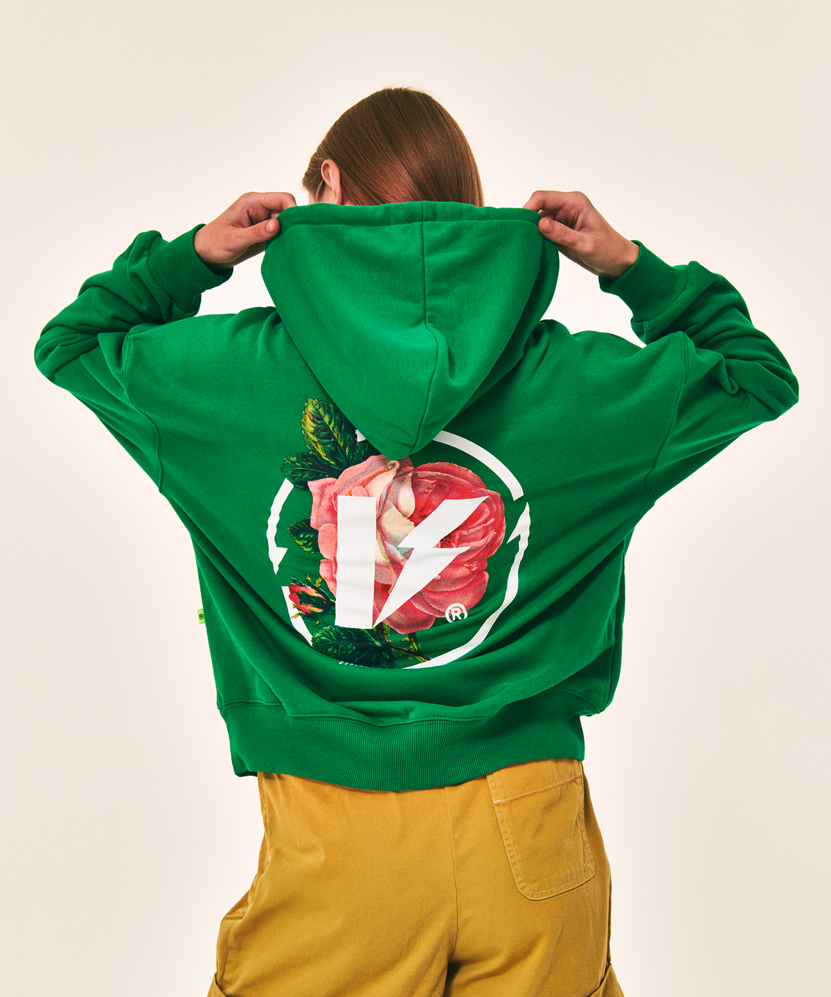 벌스원(VERSE ONE) FLOWER SYMBOL LOGO PULLOVER HOODIE GREEN