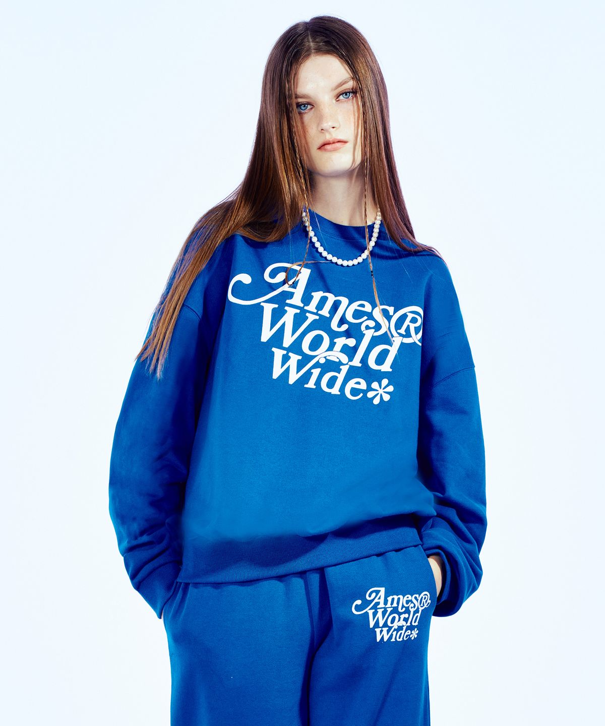 아메스 월드와이드(AMES-WORLDWIDE) SIGNATURE LOGO SWEATSHIRT BLUE (AM2CFUM440A)