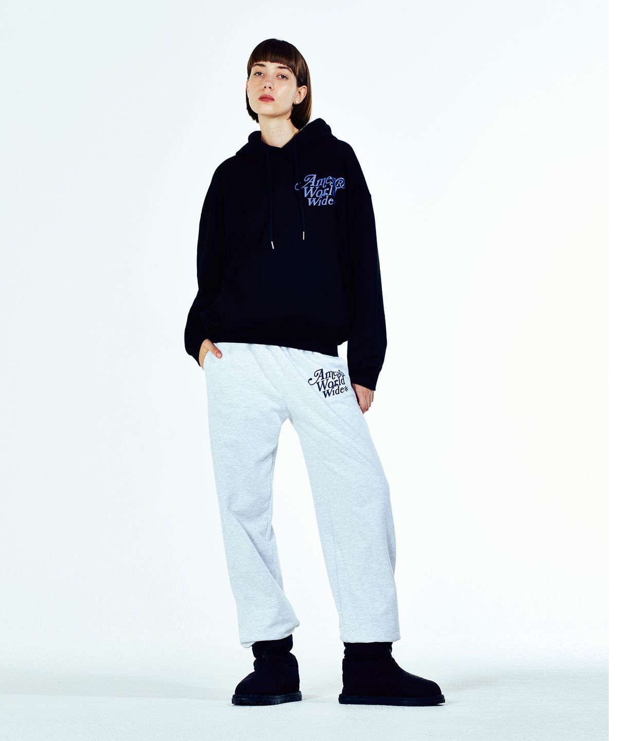아메스 월드와이드(AMES-WORLDWIDE) SIGNATURE LOGO HOODIE BLACK (AM2CFUM401A)