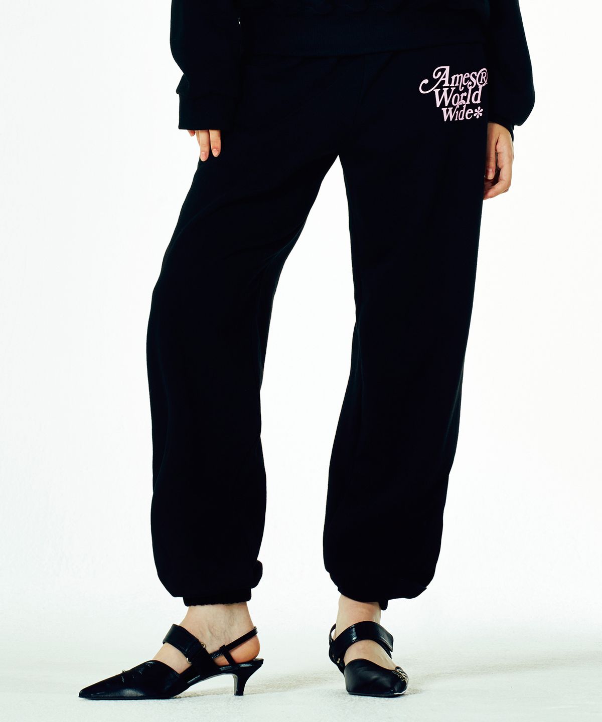 아메스 월드와이드(AMES-WORLDWIDE) SIGNATURE LOGO SWEATPANTS BLACK  (AM2CFUPA00A)