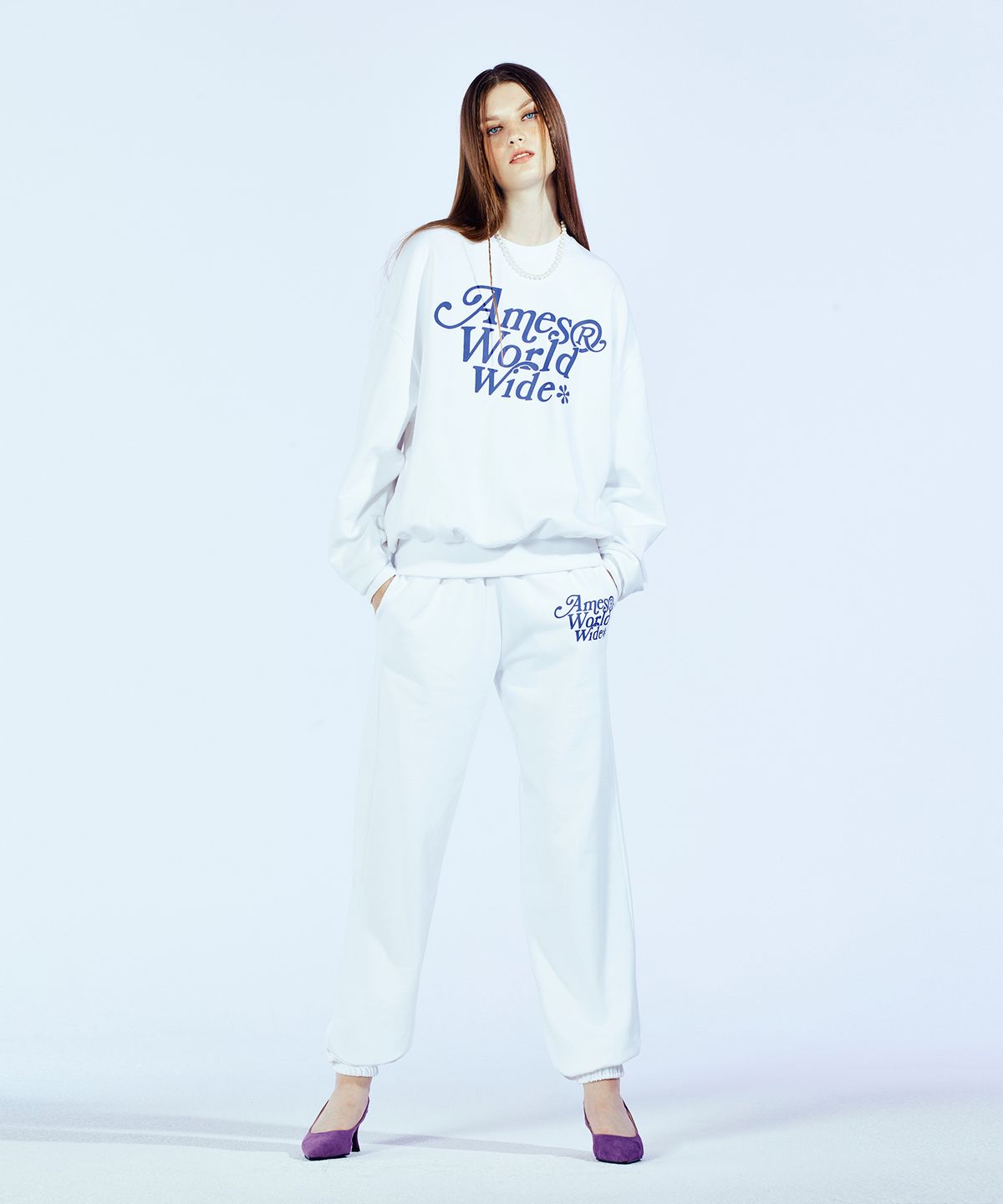 아메스 월드와이드(AMES-WORLDWIDE) SIGNATURE LOGO SWEATPANTS WHITE  (AM2CFUPA00A)