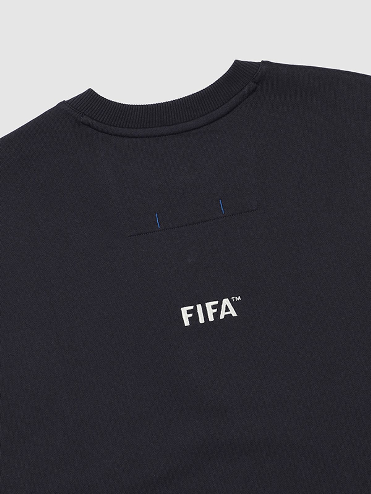 피파 1904(FIFA 1904) 에센셜 우먼스 맨투맨 네이비(FF23KT03W_240)