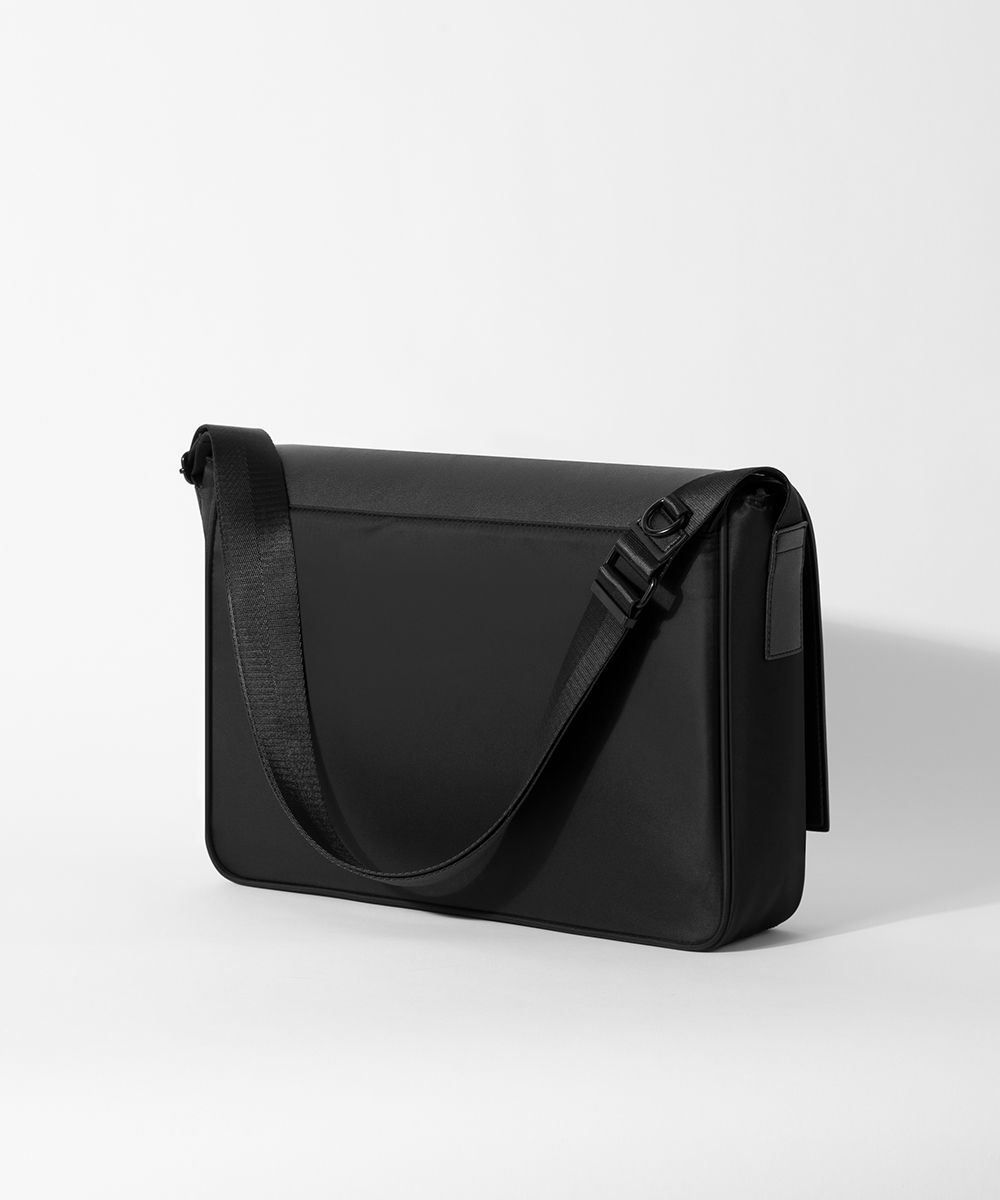 ショルダーバッグ Current Regular Messenger Bag 342 MUSINSA | QUALPACK Current Regular Messenger Bag 342