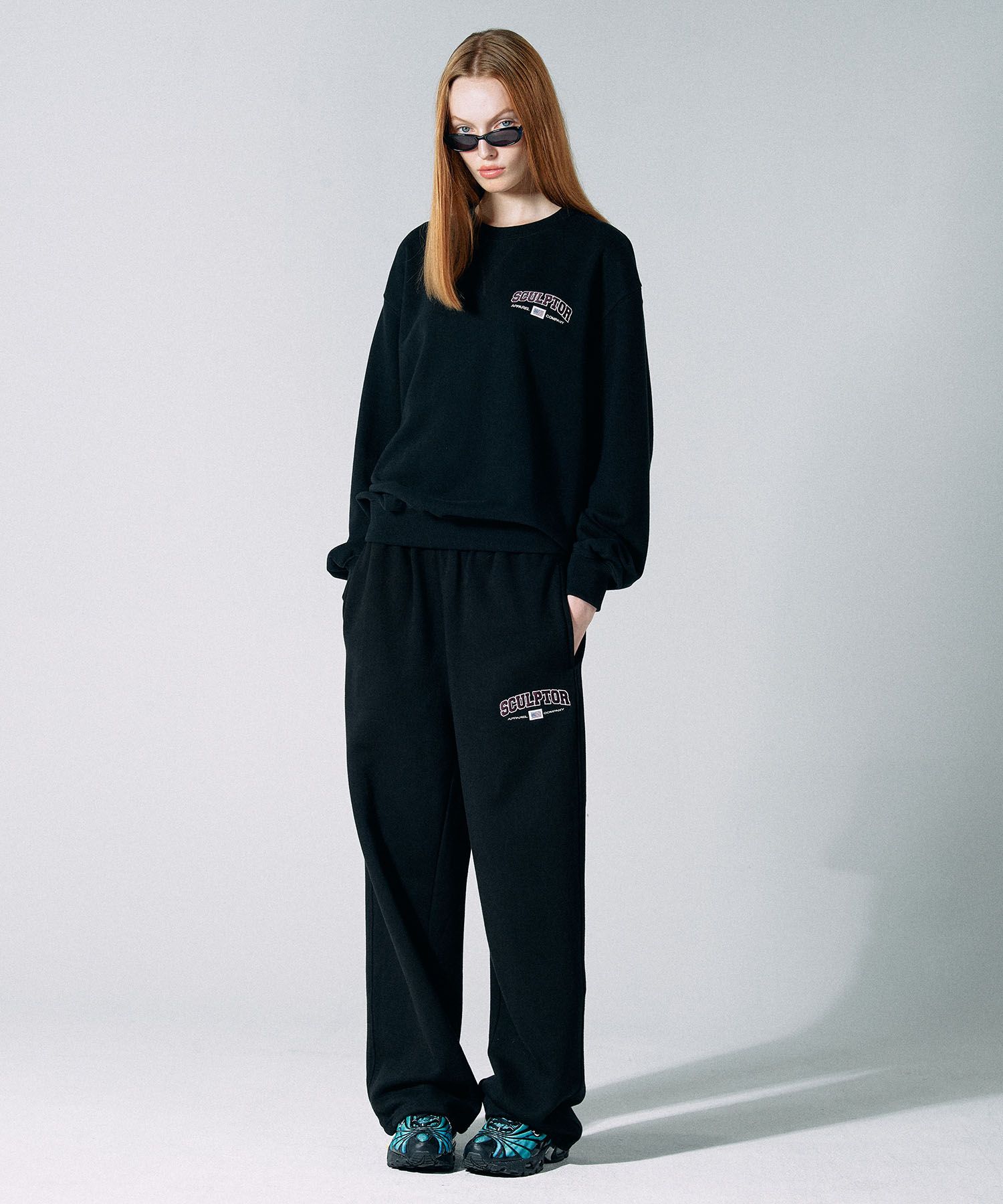 MUSINSA | SCULPTOR Classic Varsity Sweat Pants Black
