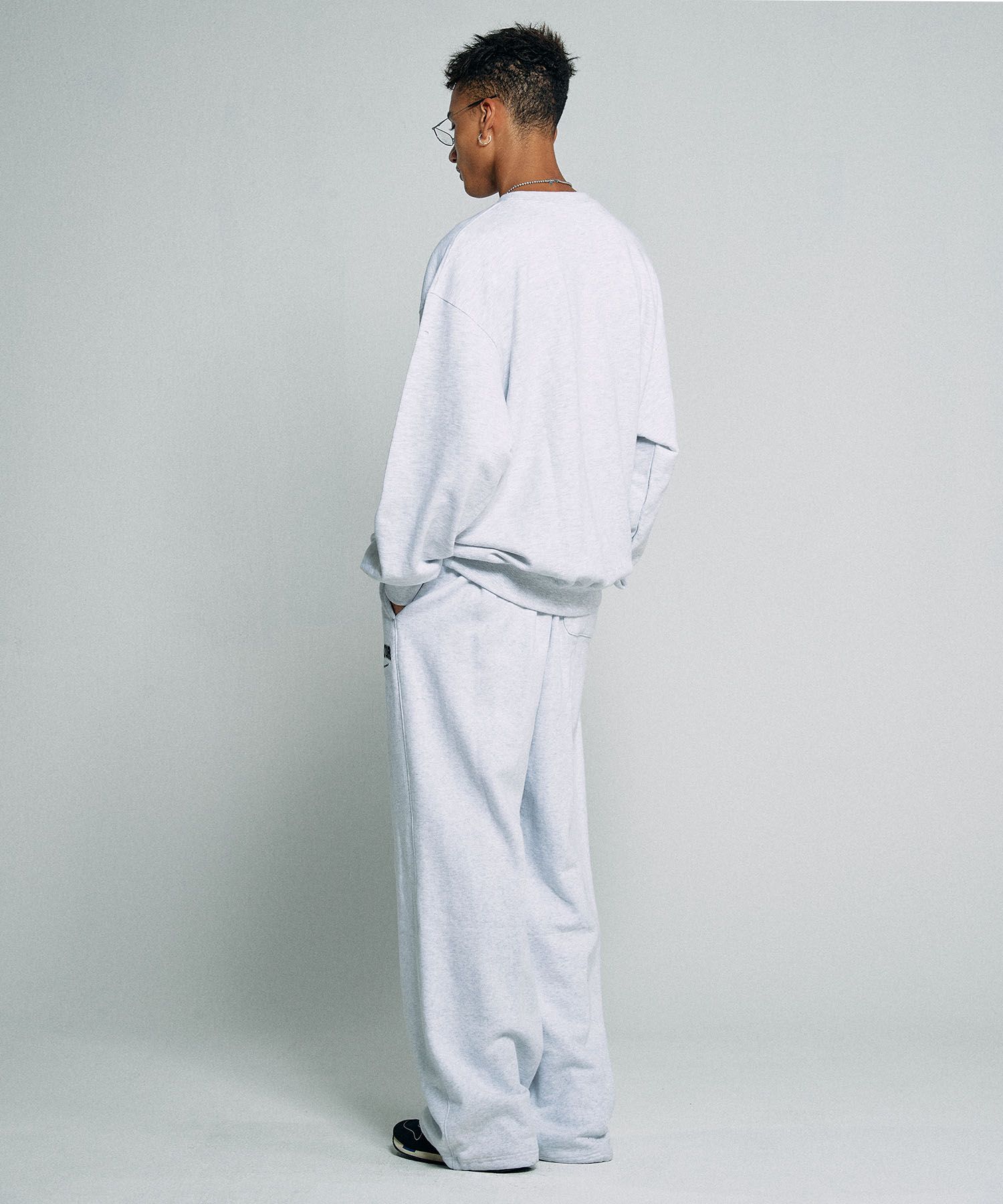 ★SCULPTOR★ My Go To Sweatpants White Melange SC25S412NMWM MUSINSA | SCULPTOR Classic Varsity Sweat pants White Melange