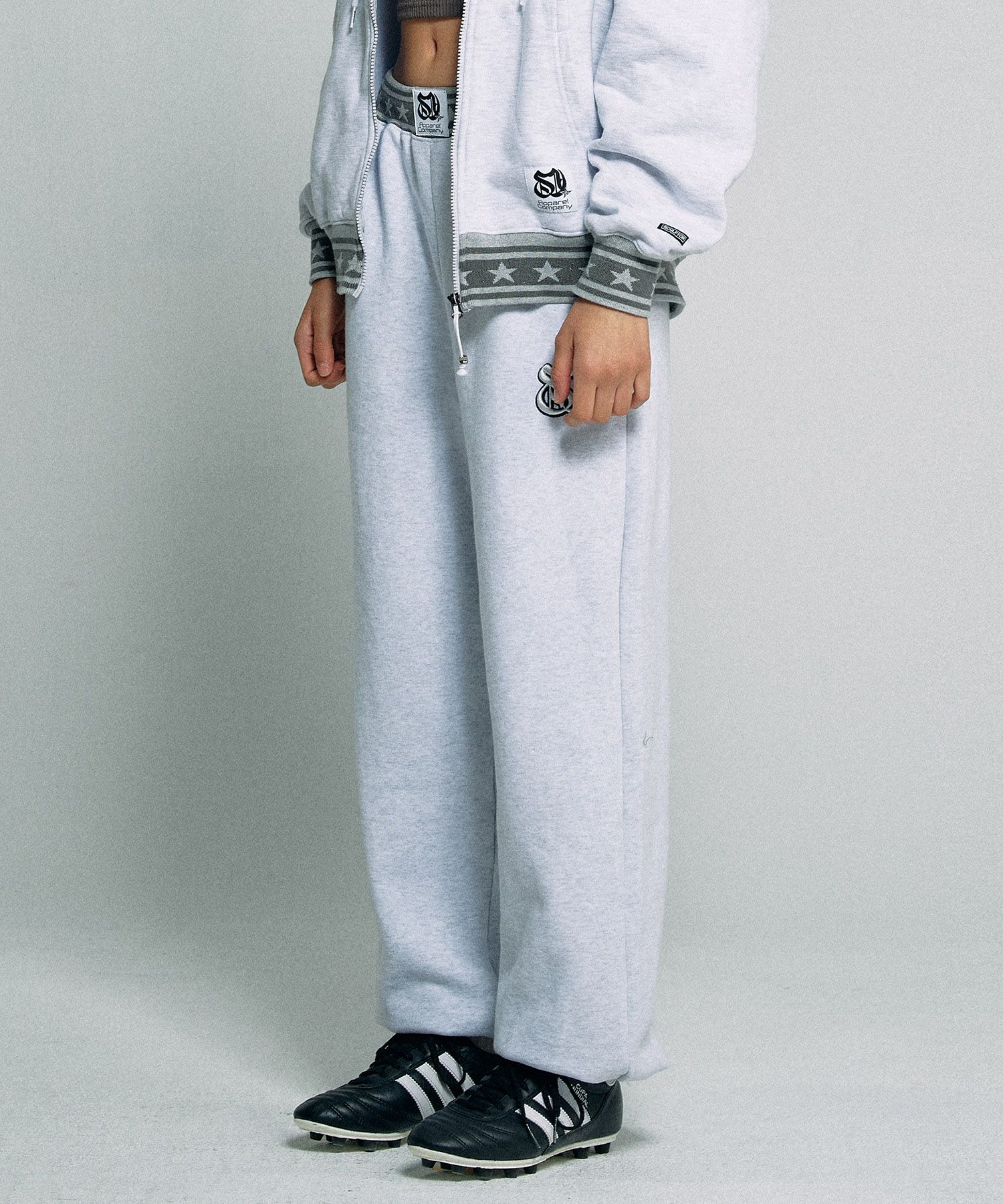 MUSINSA | SCULPTOR 3D Monogram Sweatpants White Melange