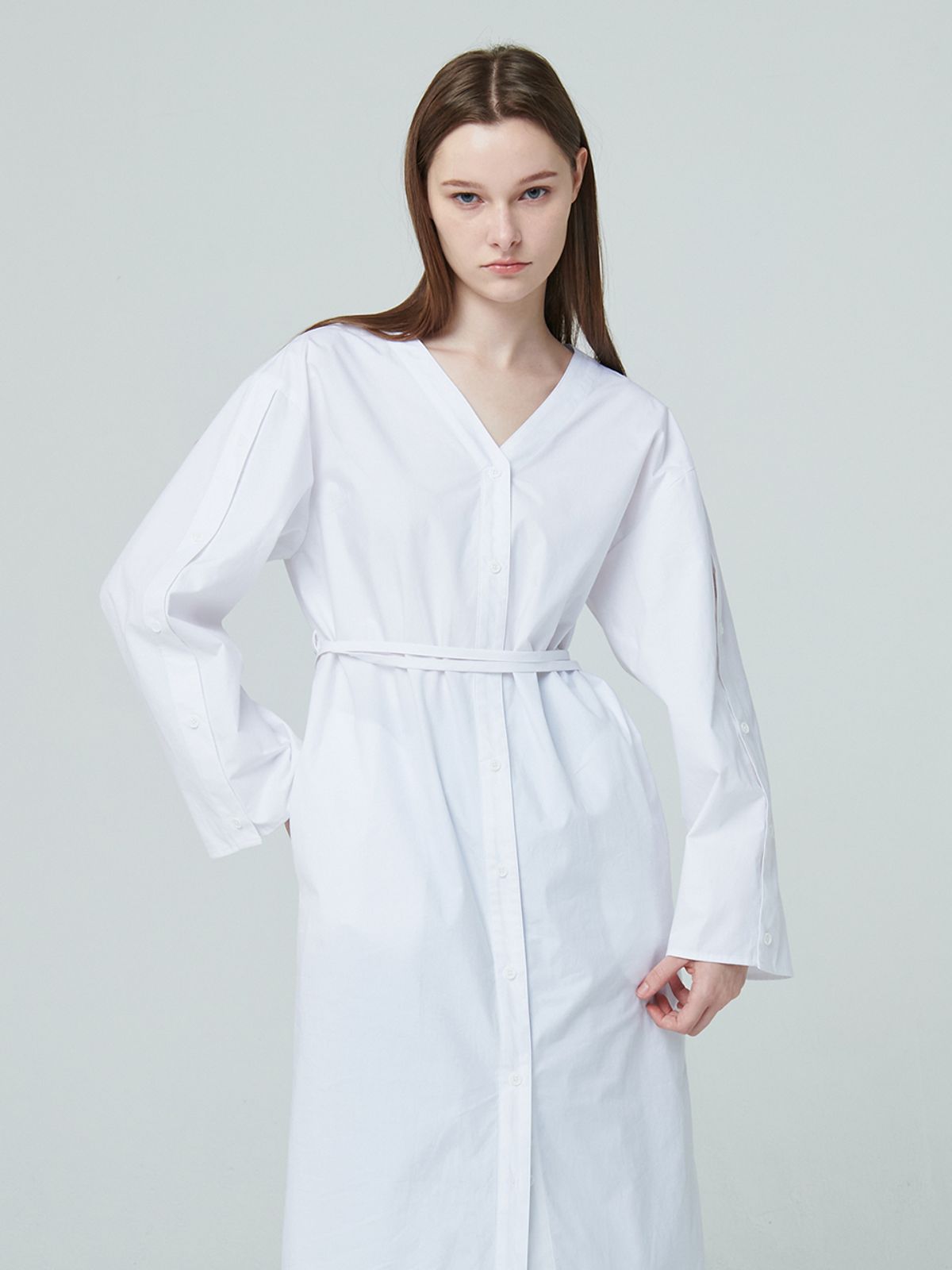 누브(NOUVE) V Neck Shirt Long Dress - White