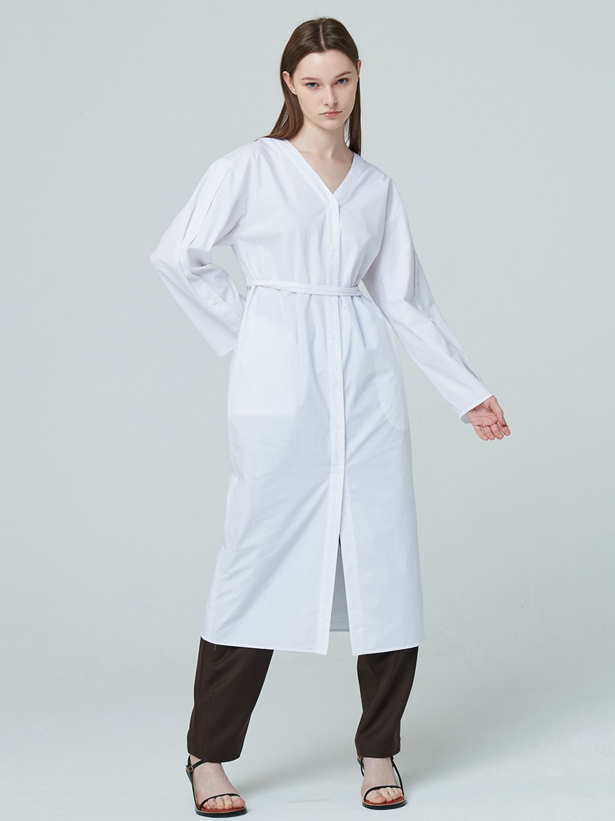 누브(NOUVE) V Neck Shirt Long Dress - White