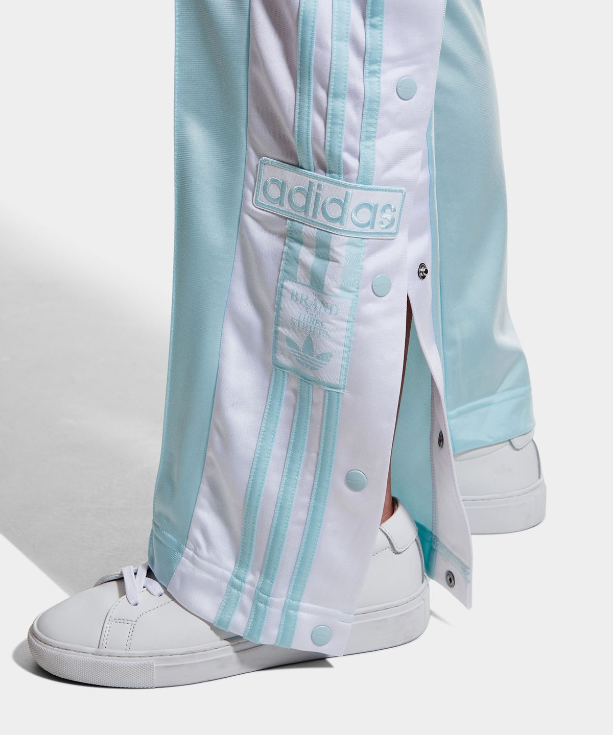 아디다스(ADIDAS) 아디브레이크 팬츠 - 스카이블루 / HS6771