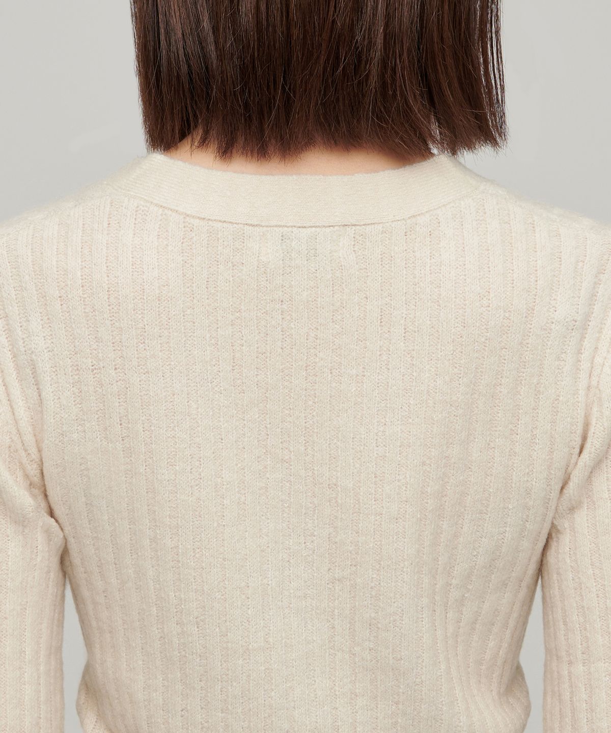 무신사 스탠다드 우먼(MUSINSA STANDARD WOMAN) 우먼즈 소프트 부클 리브드 크롭 가디건 [크림]