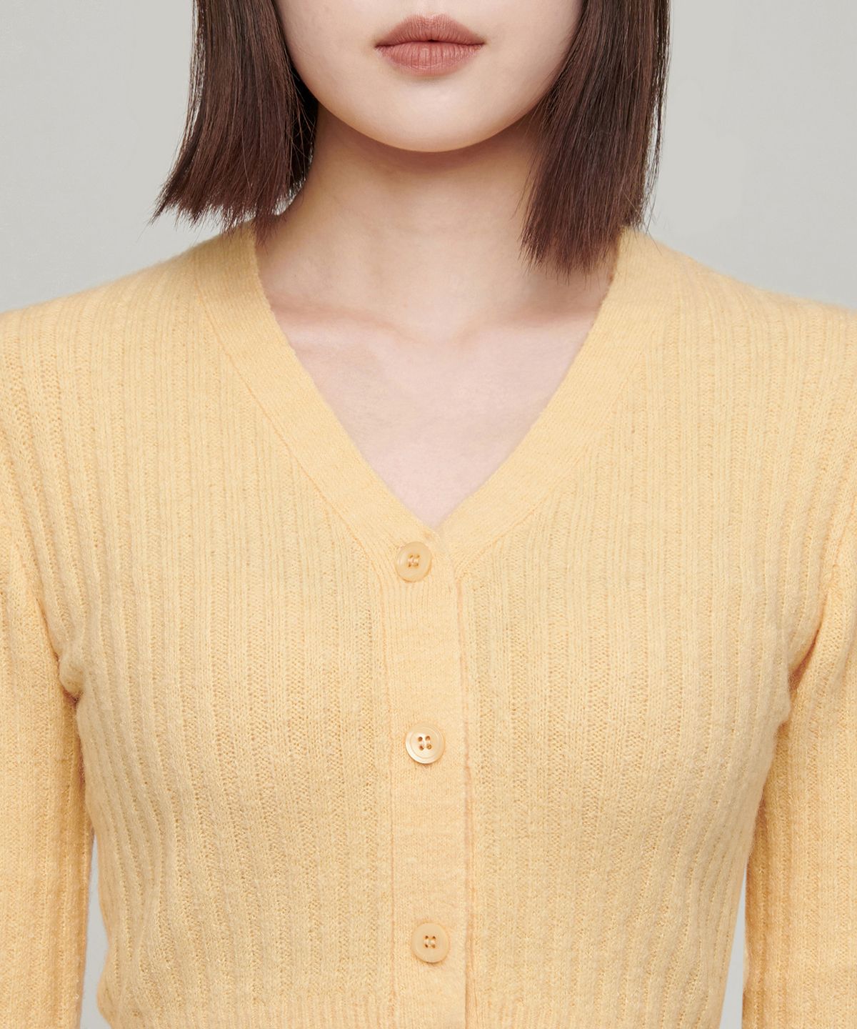무신사 스탠다드 우먼(MUSINSA STANDARD WOMAN) 우먼즈 소프트 부클 리브드 크롭 가디건 [옐로우]