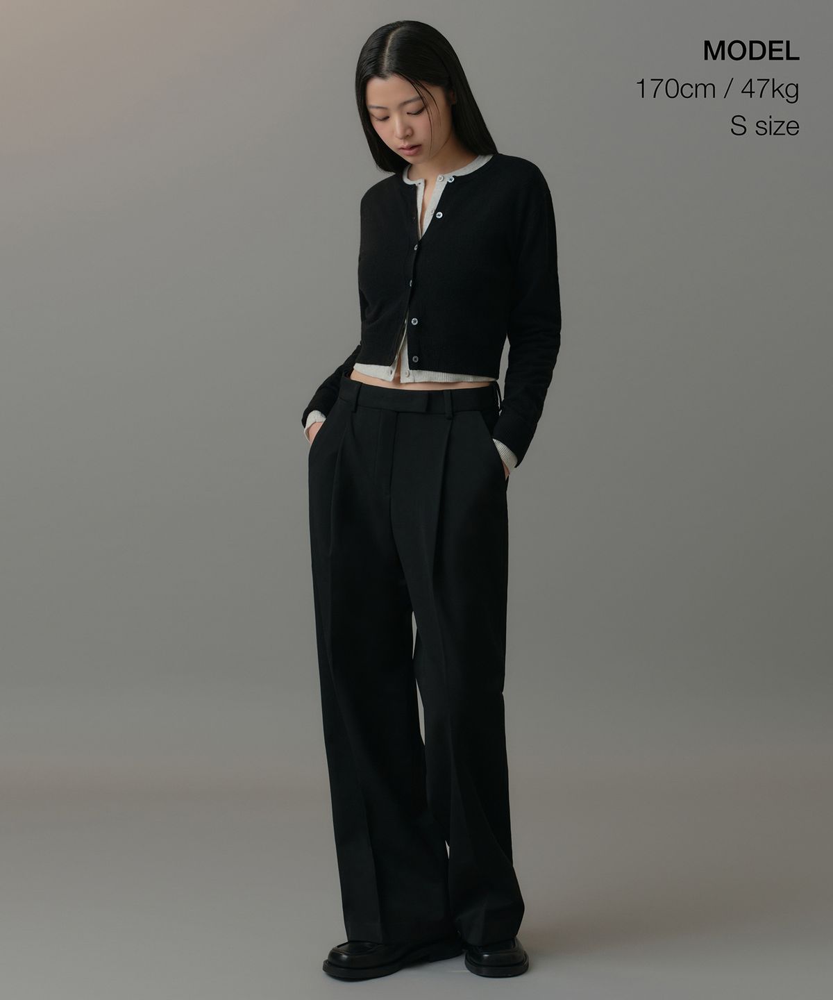 무신사 스탠다드 우먼(MUSINSA STANDARD WOMAN) 우먼즈 램스울 라운드 넥 크롭 가디건 [블랙]