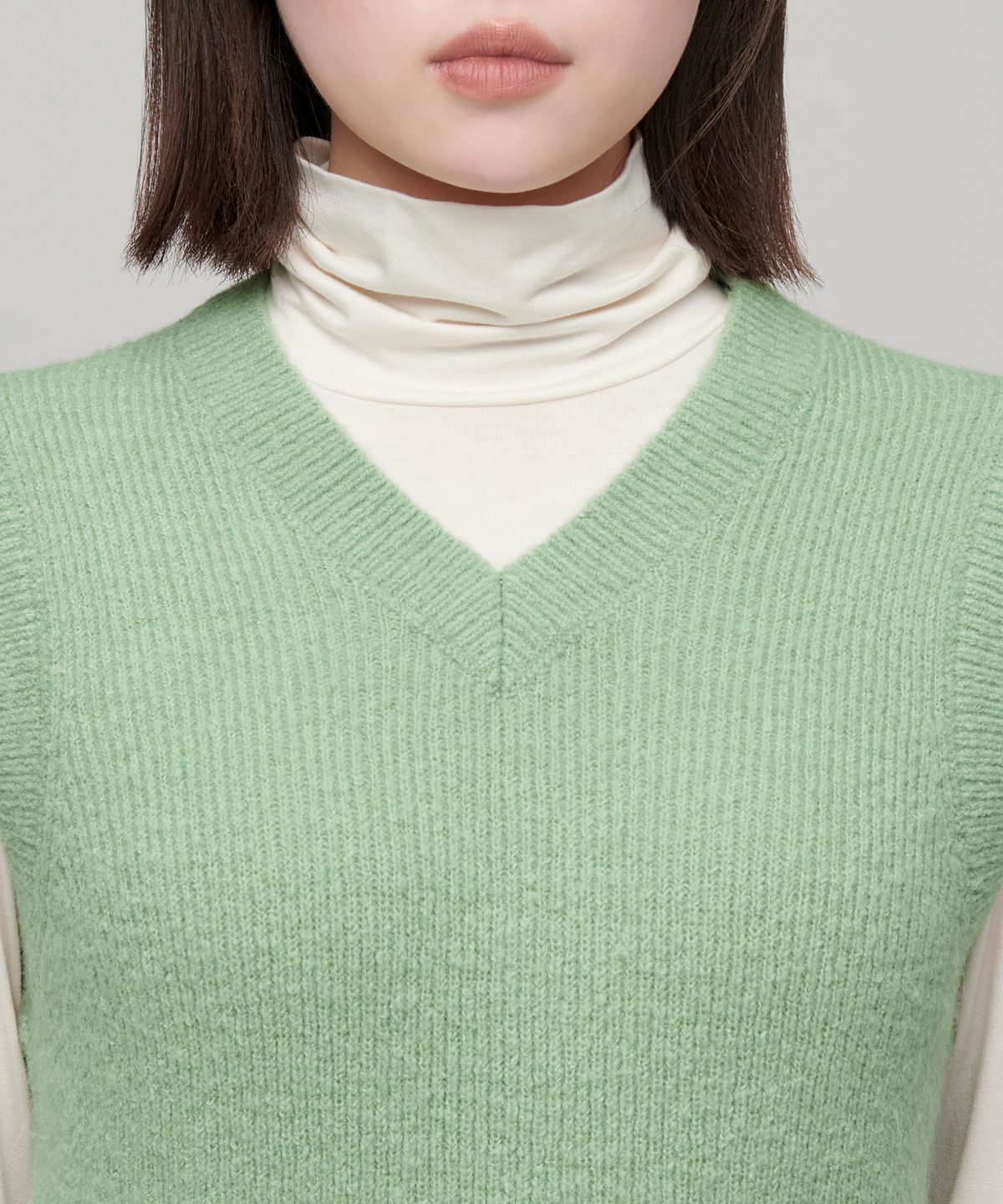 무신사 스탠다드 우먼(MUSINSA STANDARD WOMAN) 우먼즈 소프트 부클 리브드 크롭 베스트 [애플 그린]