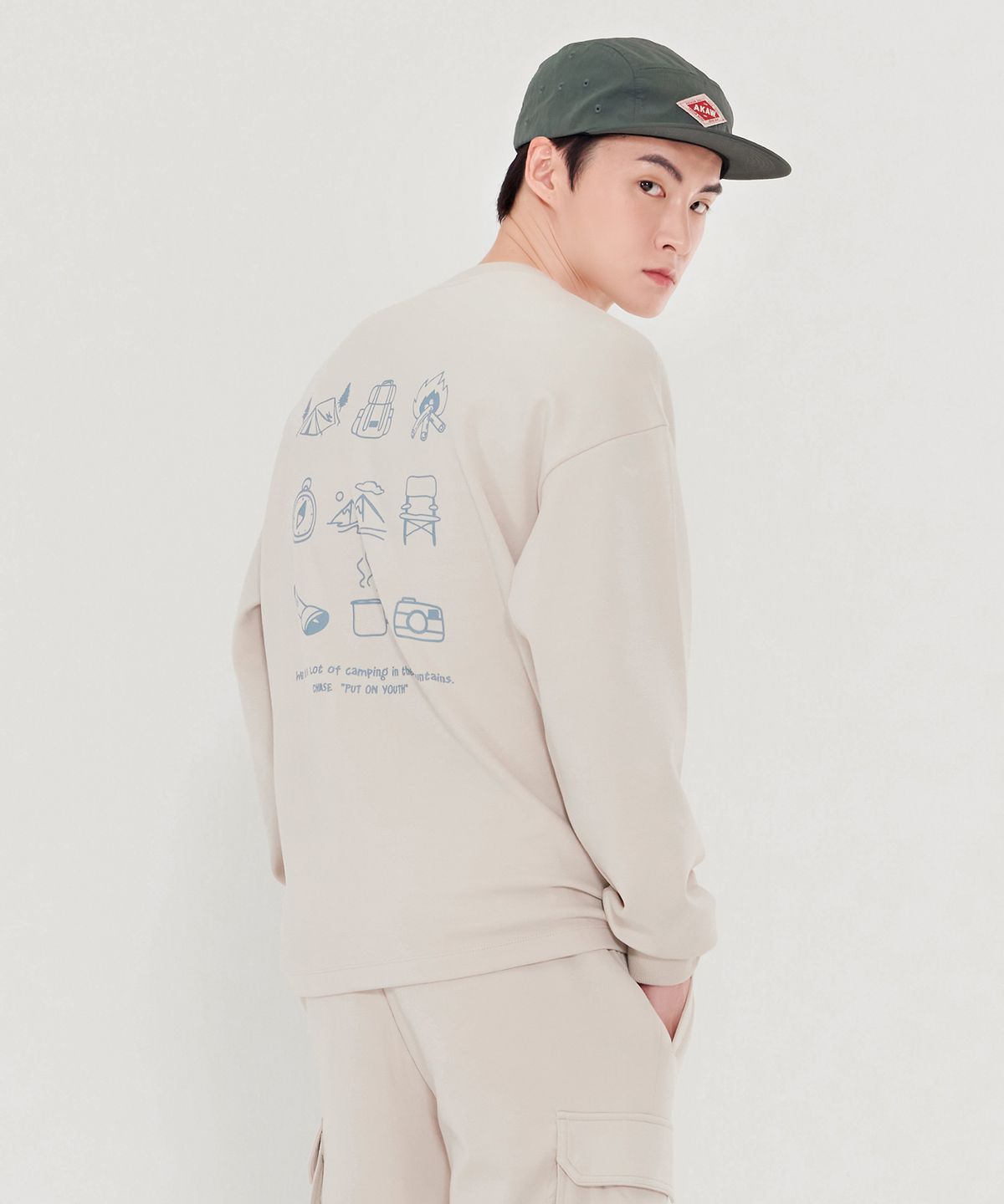 체이스컬트(CHASECULT) 남성 캠핑 일러스트 긴팔 티셔츠-BFRK5123C05