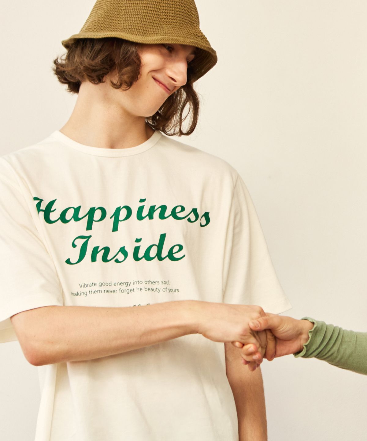 꾸아페(QUAFE) [UNISEX] HAPPINESS INSIDE T-SHIRT