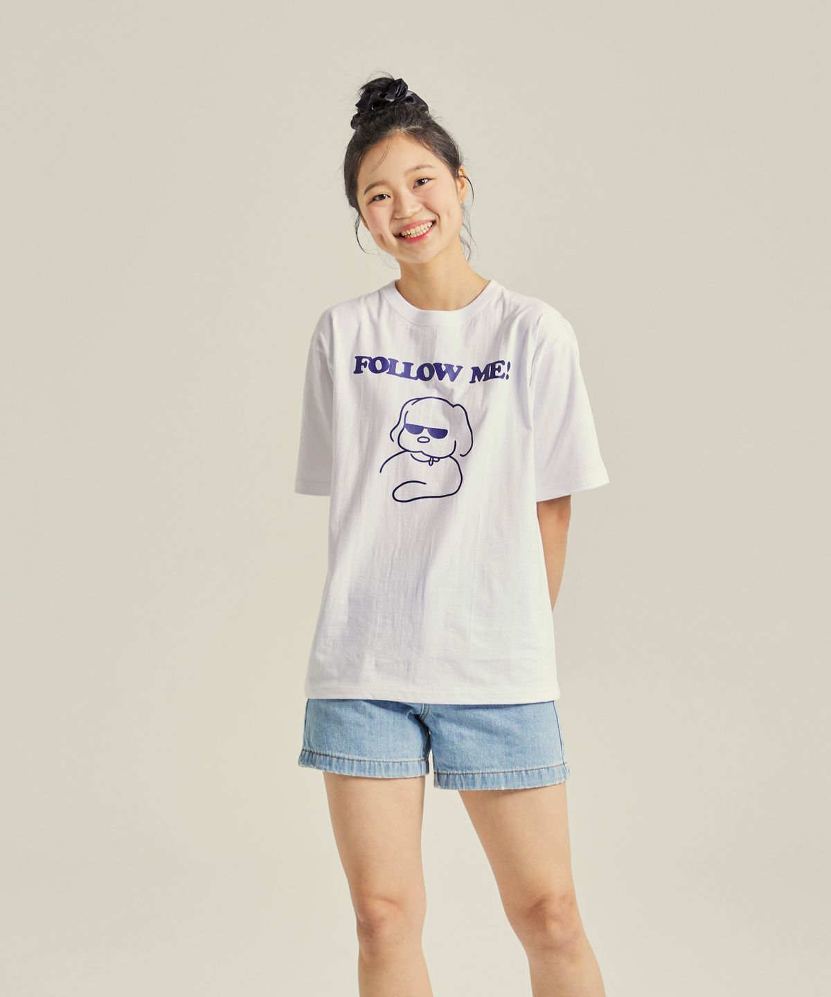 러플(LUPL) FOLLOW ME 안내견 티셔츠 화이트