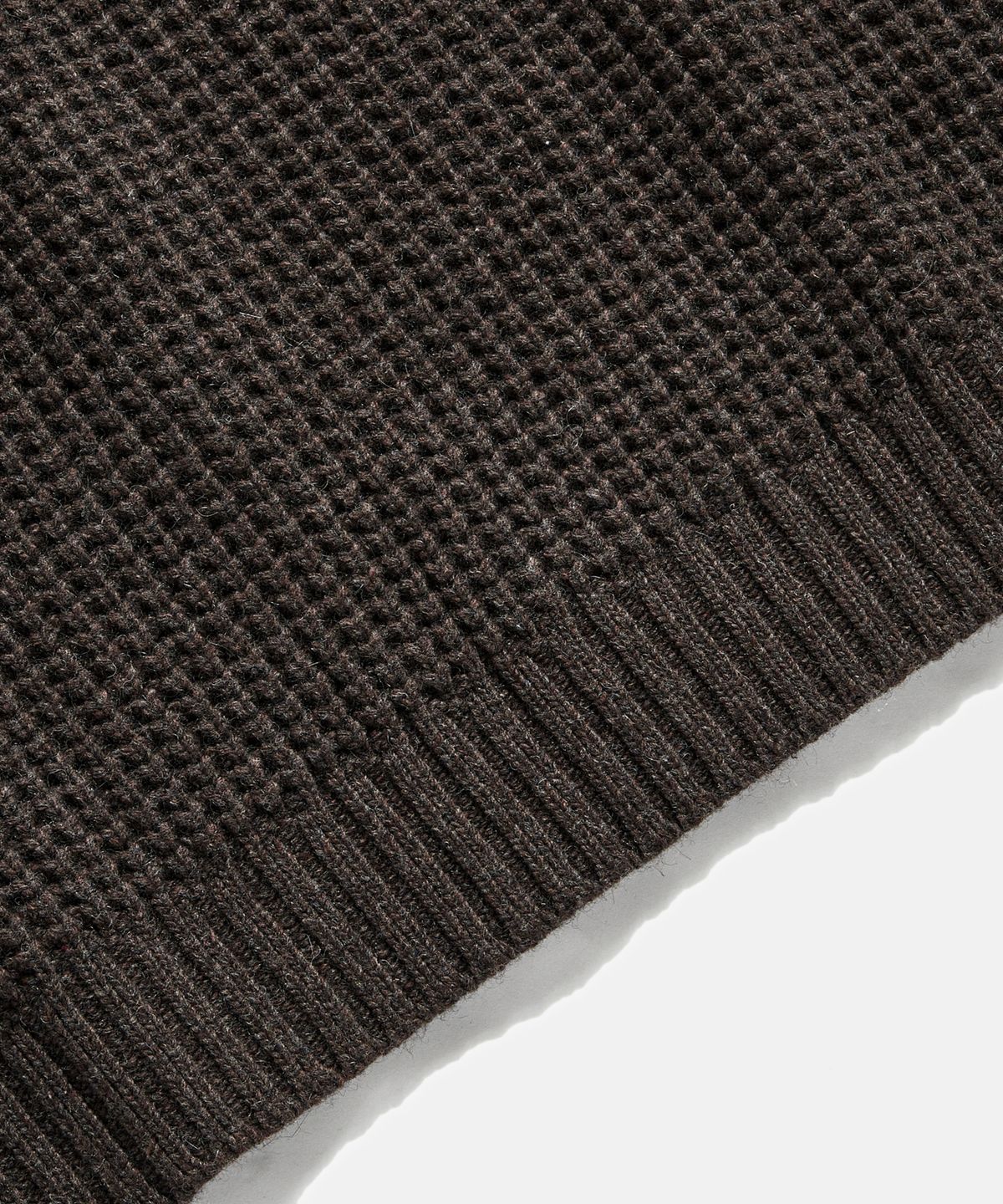 에스피오나지(ESPIONAGE) Heavyweight Waffle Knit Sweater Mocha