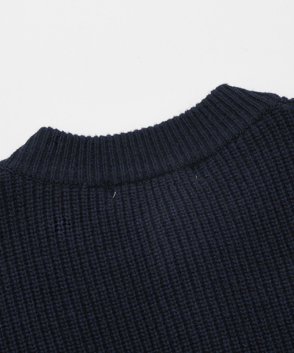 프리즘웍스(FRIZMWORKS) HEAVY WOOL ROUND CARDIGAN _ NAVY