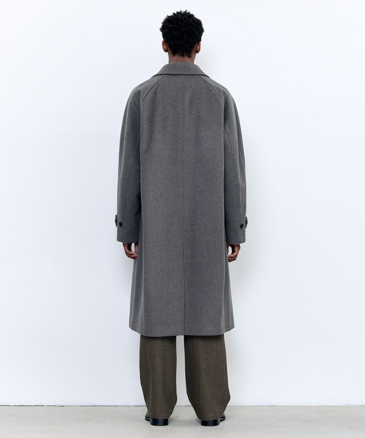 인사일런스(INSILENCE) 마펠 캐시미어 발마칸 코트 GREY BROWN
