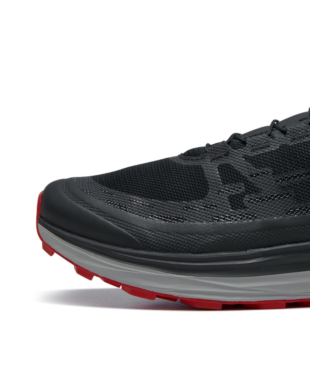 살로몬(SALOMON) 울트라 글라이드 - 블랙:알로이:고지 베리 / L41430500