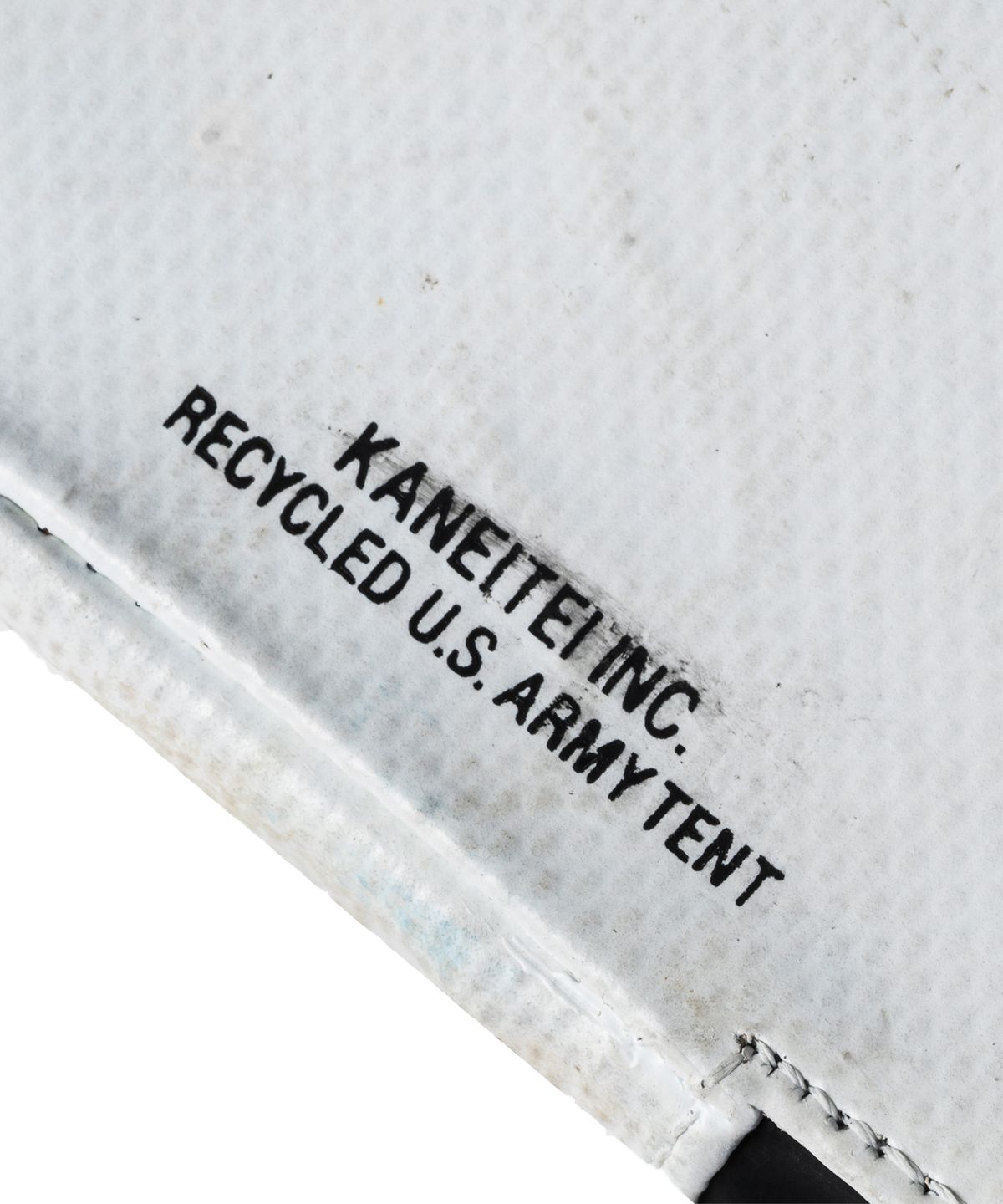 카네이테이(KANEITEI) BRICK ZIP WALLET S (WHITE) / UPCYCLED