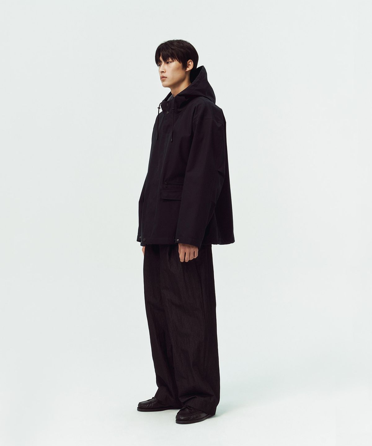 블랭크룸(BLANKROOM) 원 턱 C.N. 팬츠_EARTH BLACK