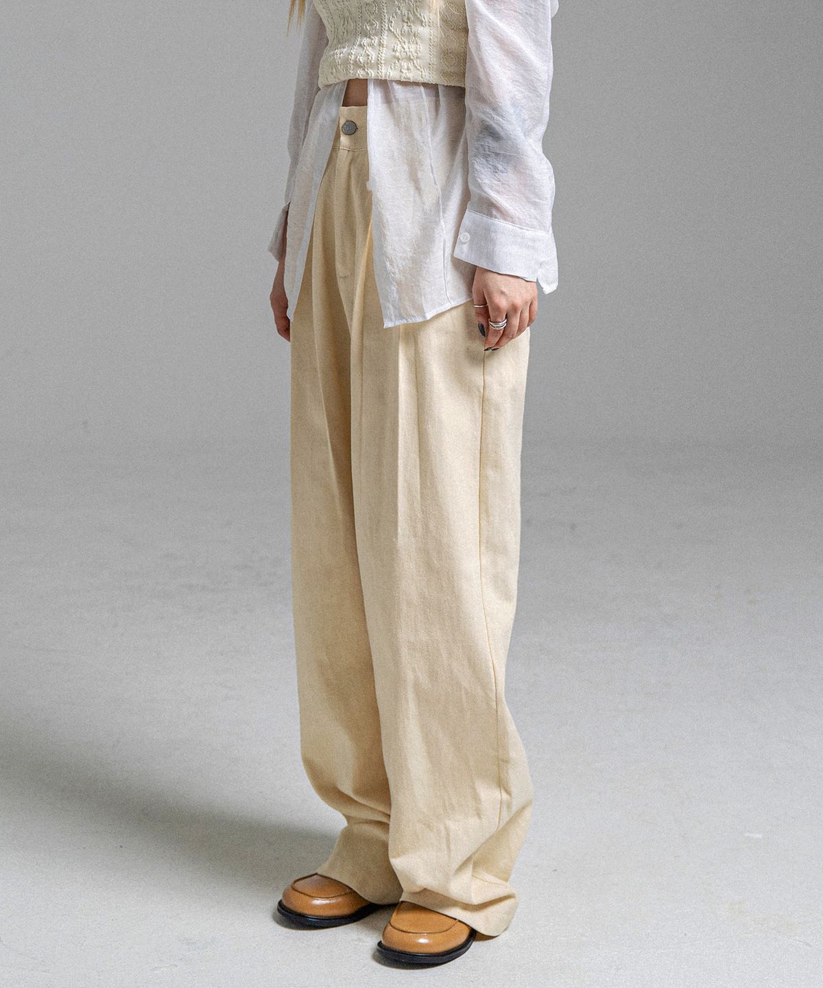 판도라핏(PANDORAFIT) [WIDE] Buckle Jeans Cream