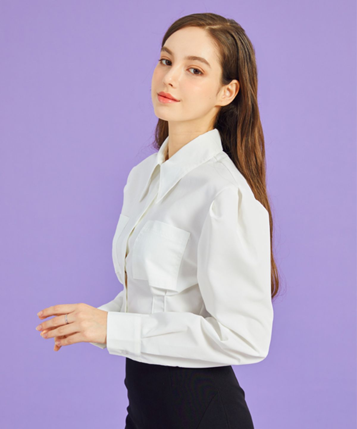 콜릿(KOLEAT) WOMEN 크롭 슬림 퍼프 긴팔 셔츠 [WHITE] 크롭티 긴팔티 PF