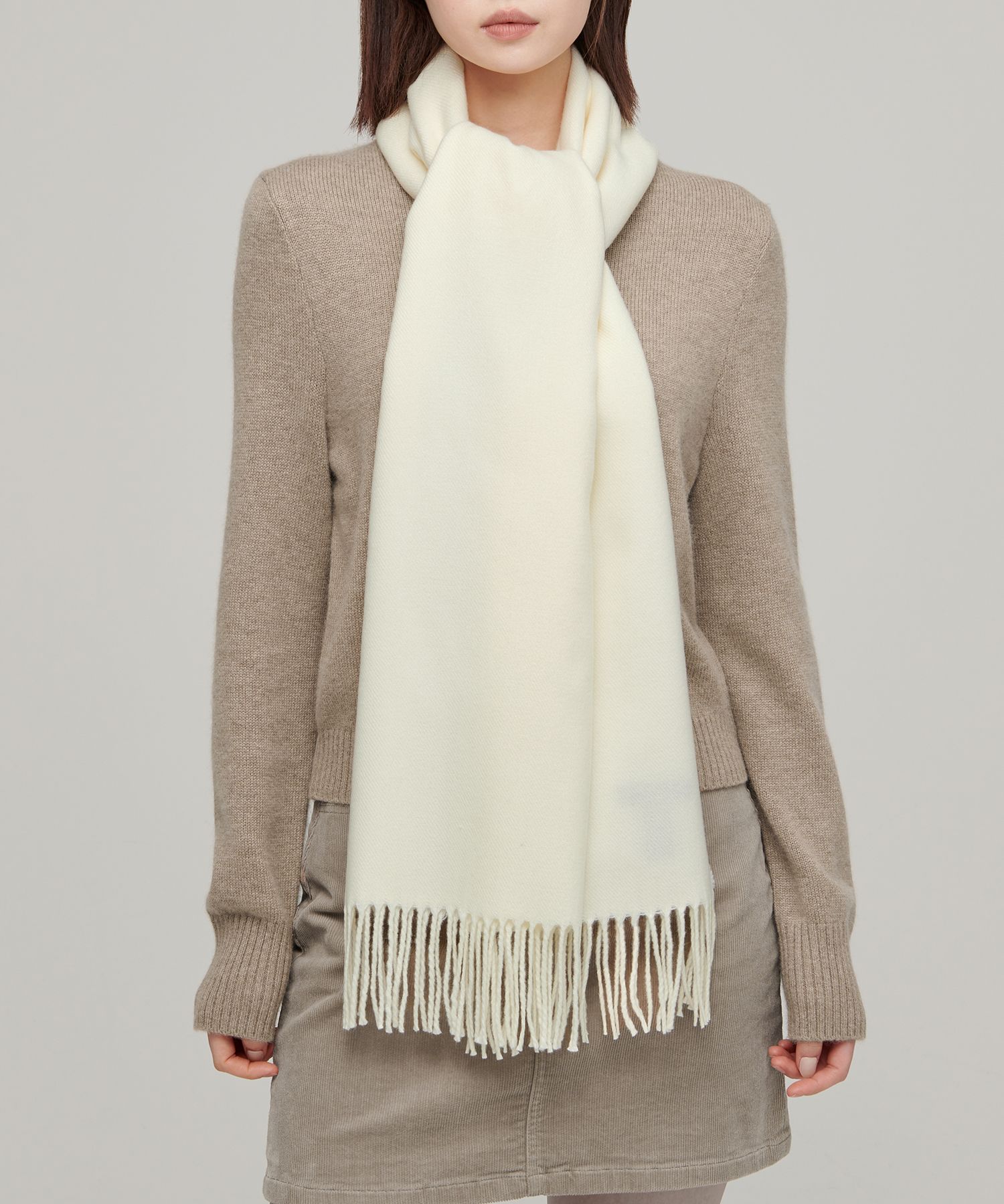 ◇sinoon◇ Hairy Cozy Muffler (Light Beige) SINOON ｜시눈 공식 온라인 스토어