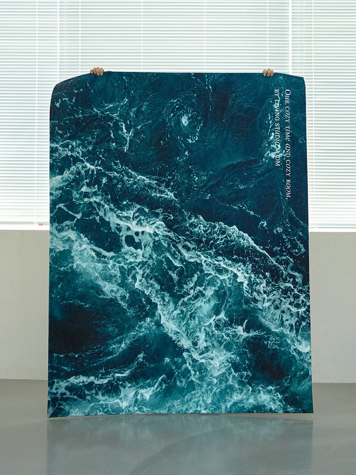 뷔오디엠(VODM) bluetide 포토아트 플랫 셔닐 러그