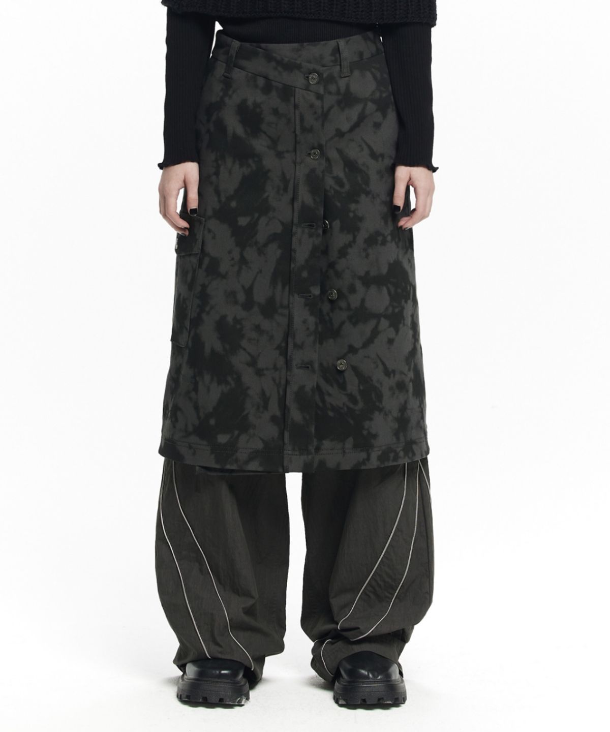 메종미네드(MAISON MINED) (W) MONOCHROME OVER WRAP SKIRT