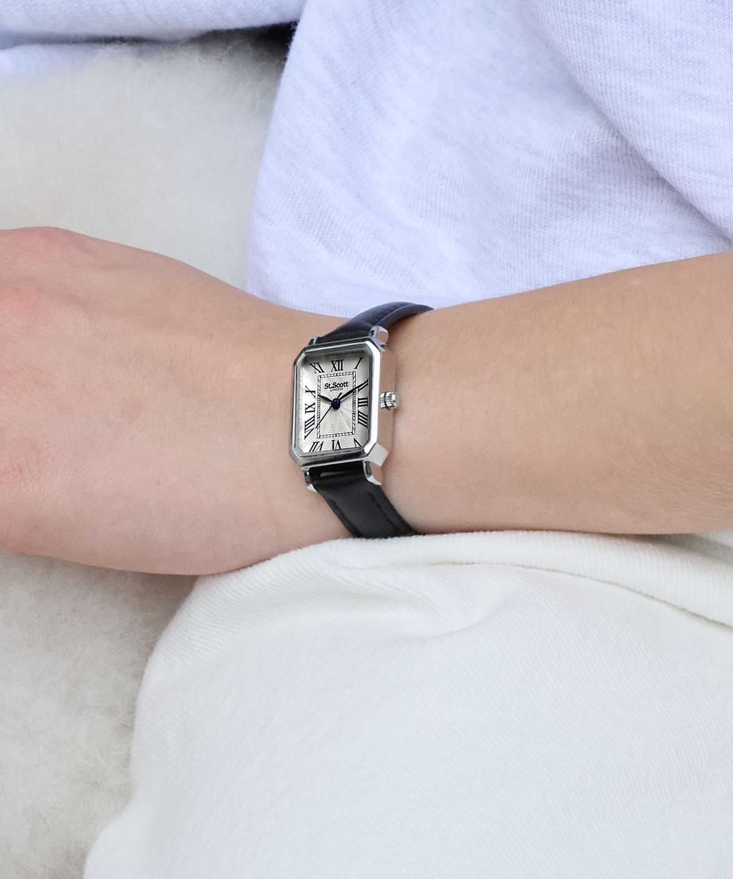 MUSINSA公式 | SAINT SCOTT LONDON ST5088SWBK ブレンタレザーウォッチ