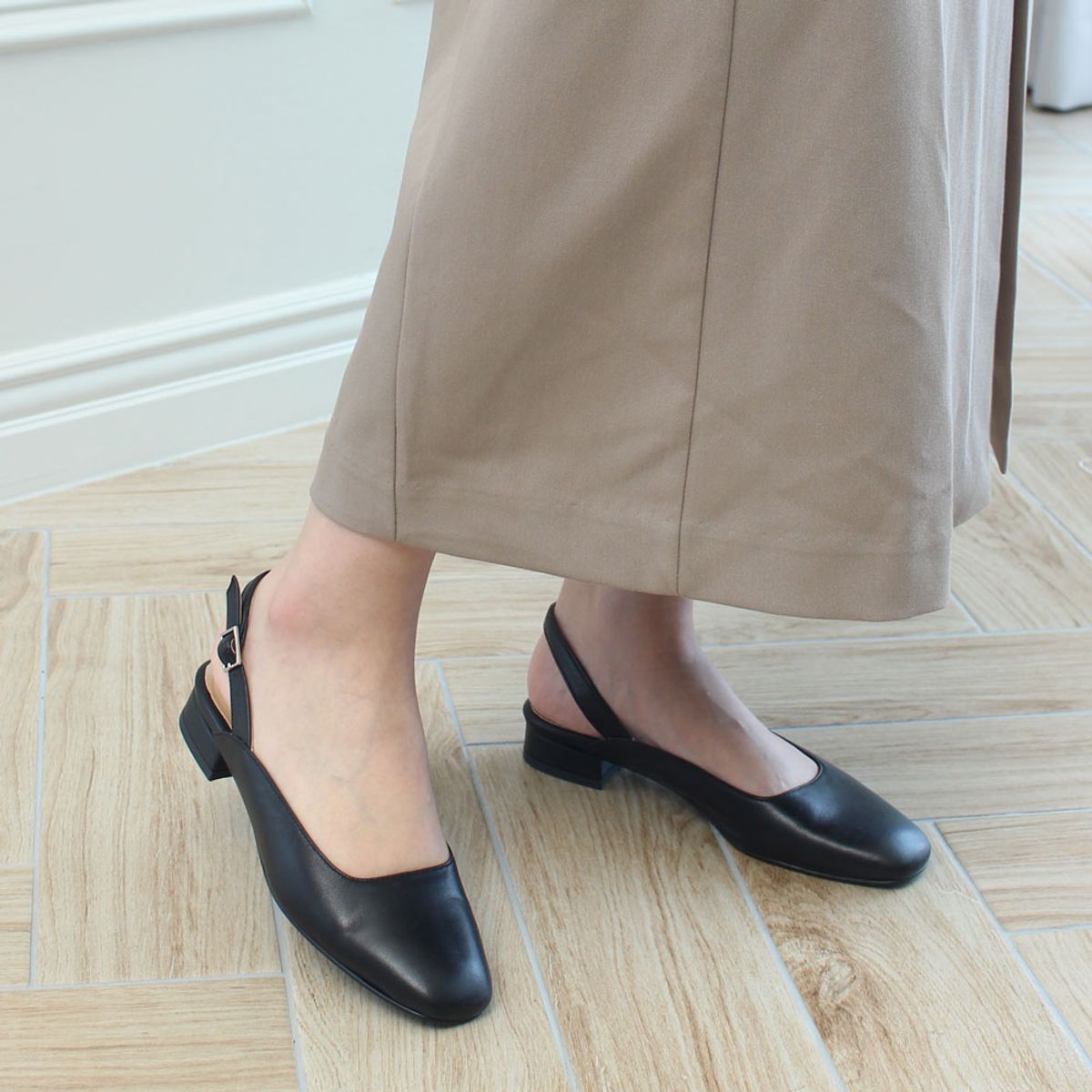 케리제이드(KERRIJADE) 모노 슬링백