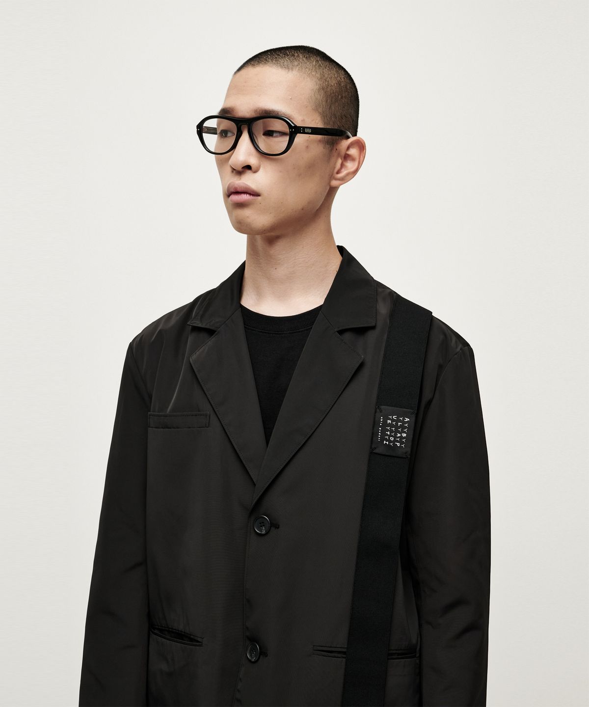 아블라 푸데티(ABLA PUDETI) 스트레이트 울 밴드 싱글 블레이저
