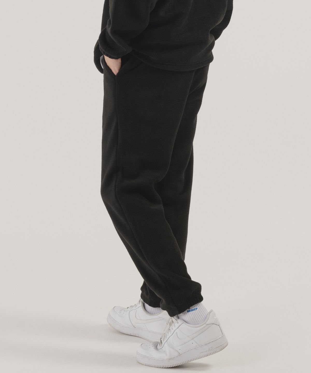피아네르(PIANER) 웜 플리스 밴딩 조거 팬츠 (black)