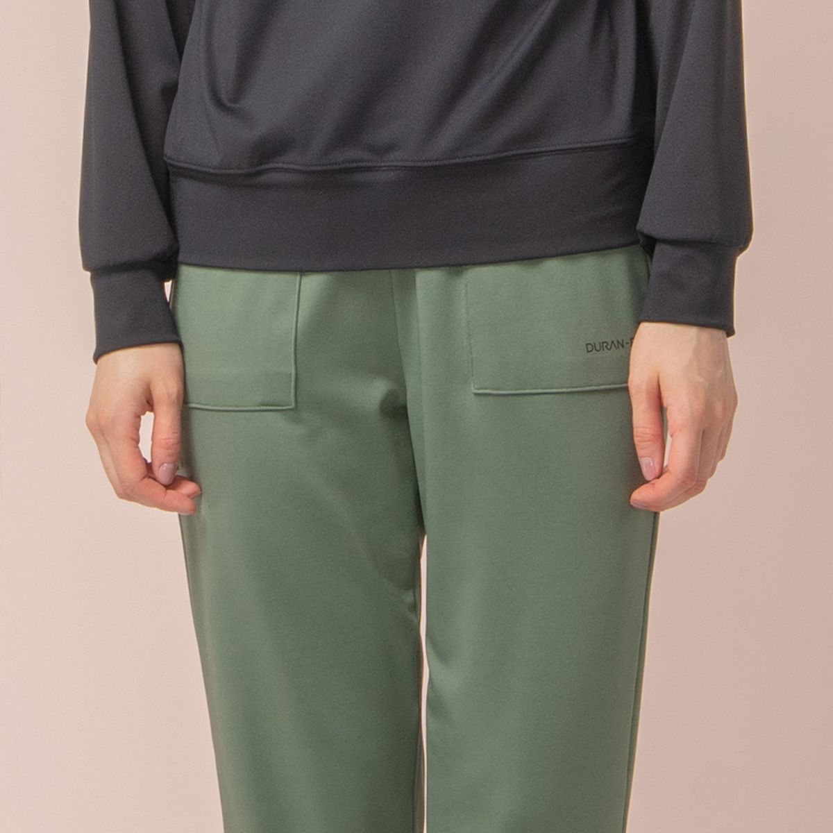 뒤란(DURAN) 이지 빅포켓 조거 팬츠 DBF2W-9091 3colors